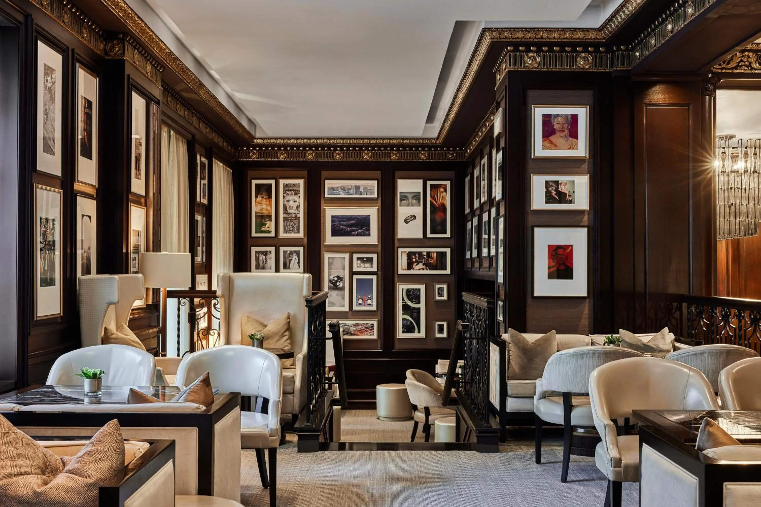 Restaurant/places to eat in Rosewood Hotel Georgia