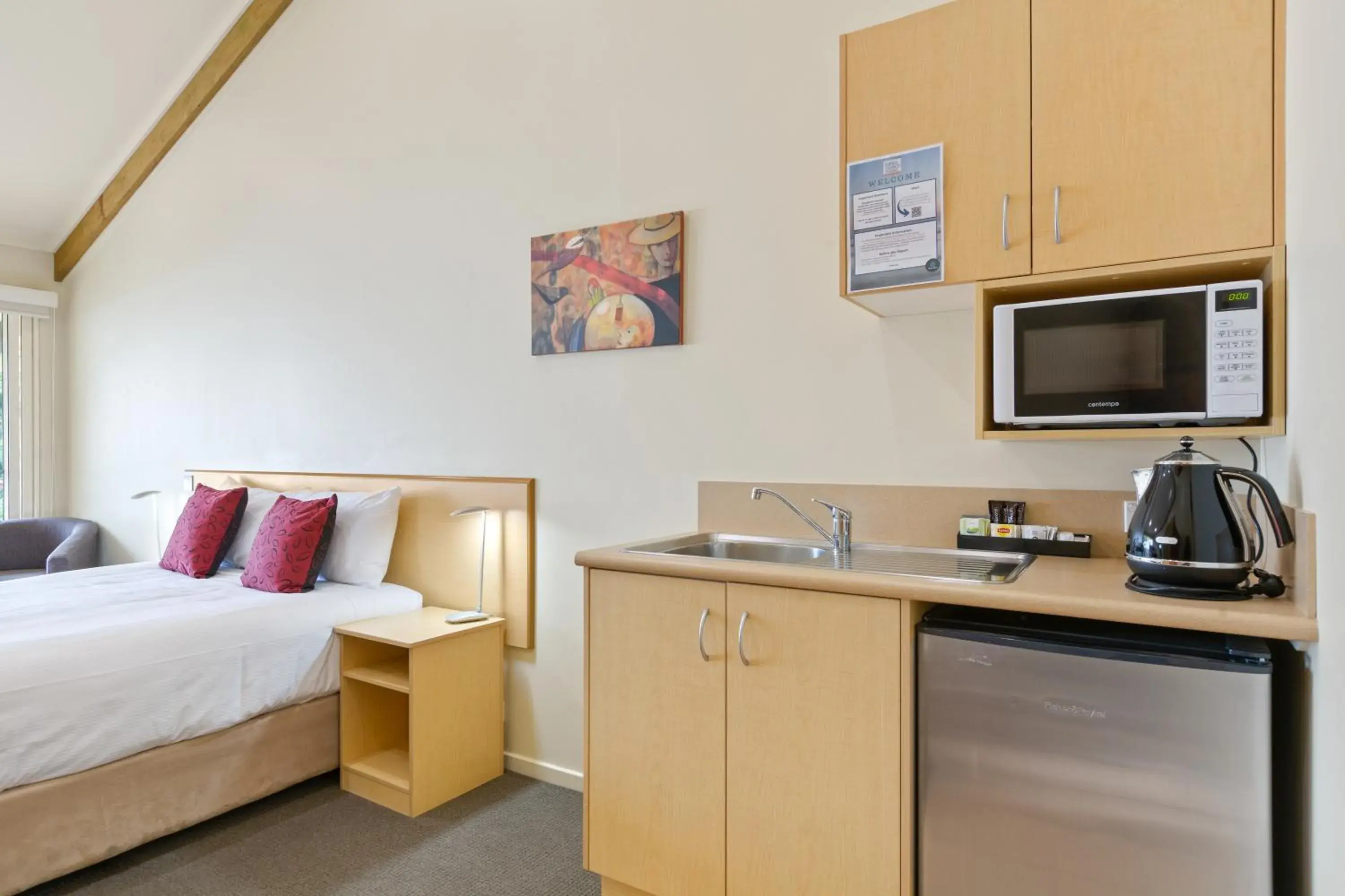 Double Room in Tathra Beach House Holiday Apartments Double Room in Tathra Beach House Holiday Apartments
