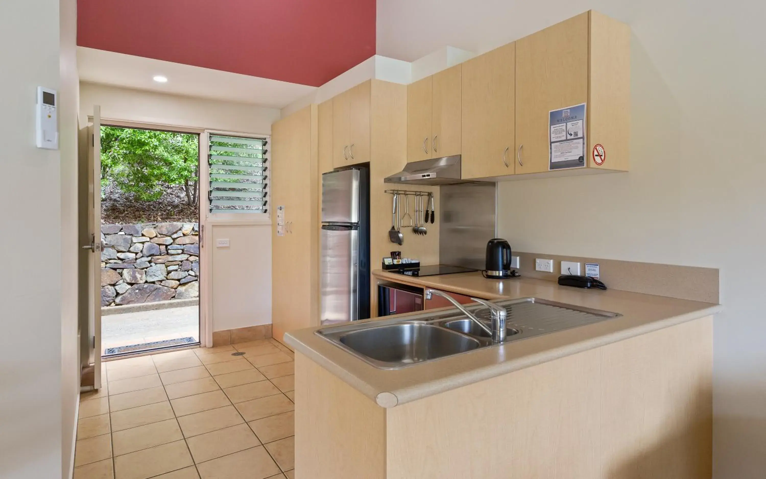 One-Bedroom Apartment in Tathra Beach House Holiday Apartments One-Bedroom Apartment in Tathra Beach House Holiday Apartments