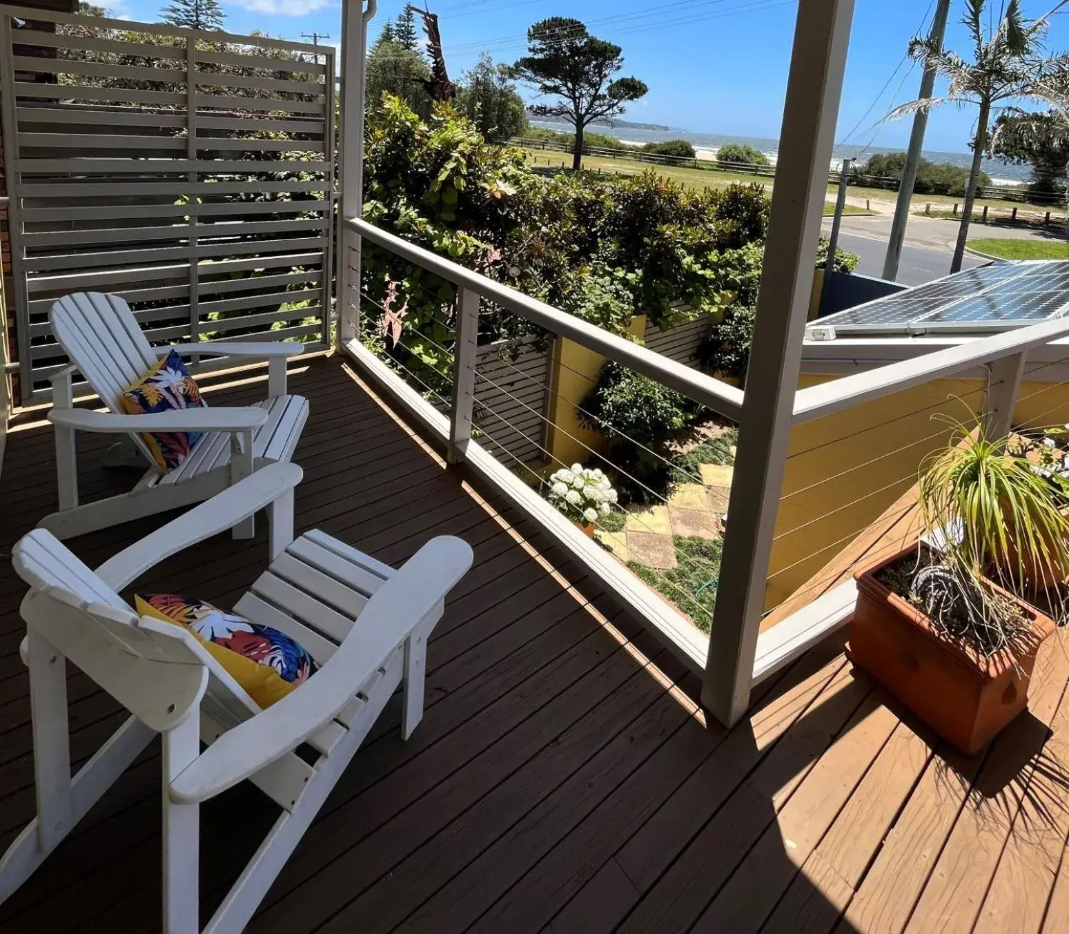 Patio in Tathra Beach House Holiday Apartments Patio in Tathra Beach House Holiday Apartments