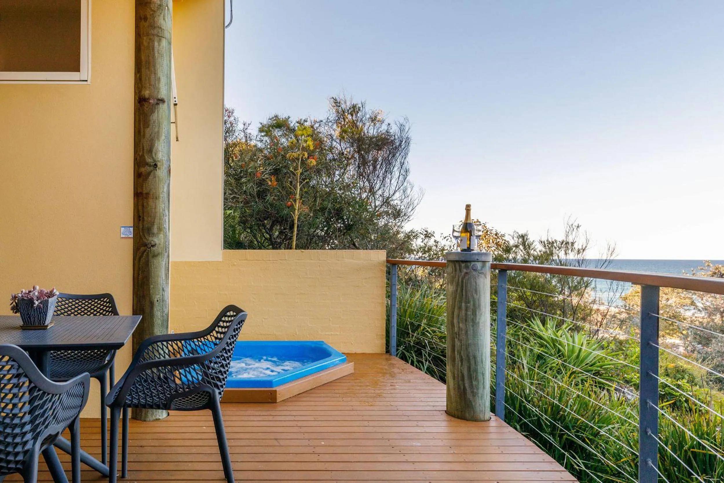 Tathra Beach House Holiday Apartments