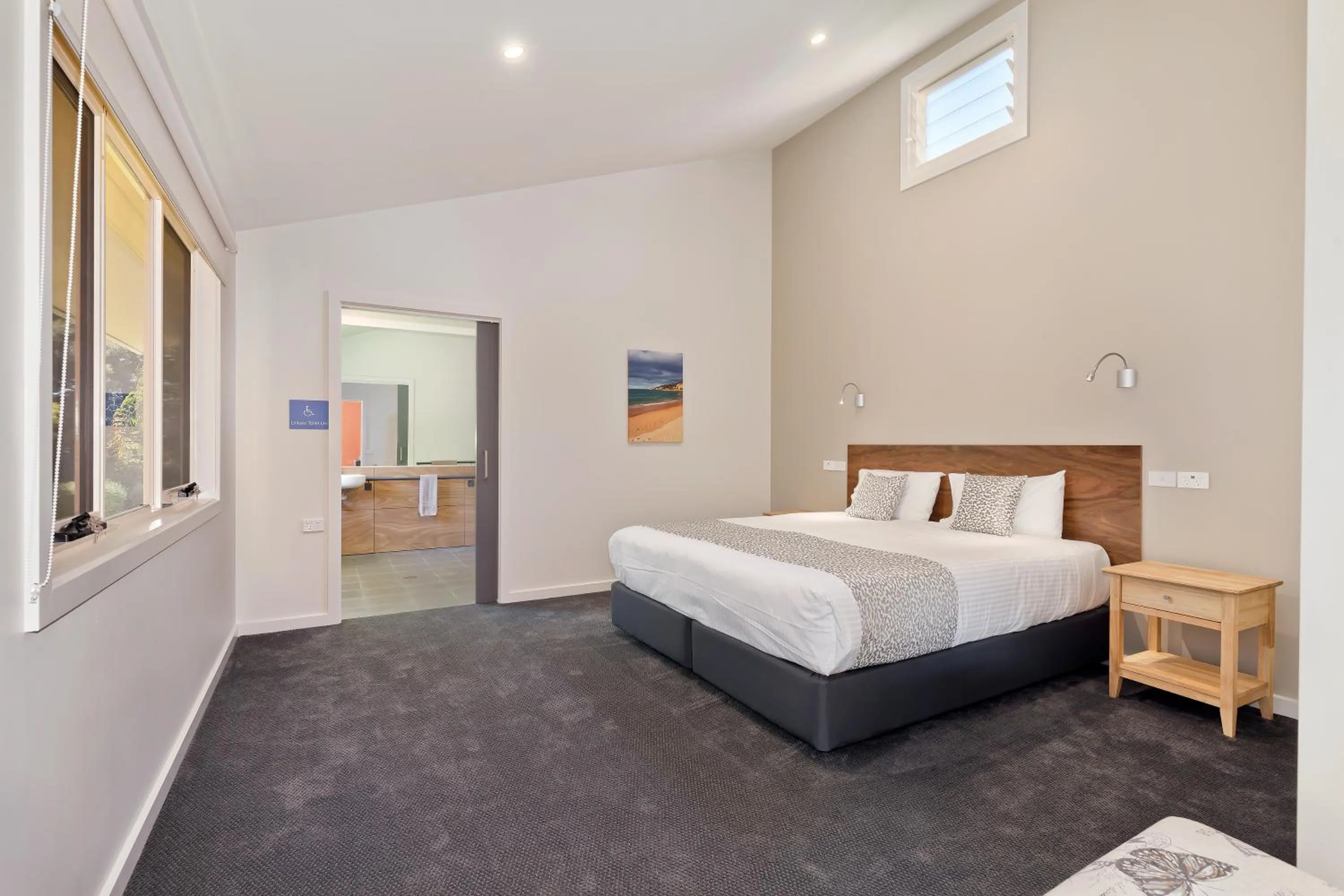 Bedroom, Bed in Tathra Beach House Holiday Apartments