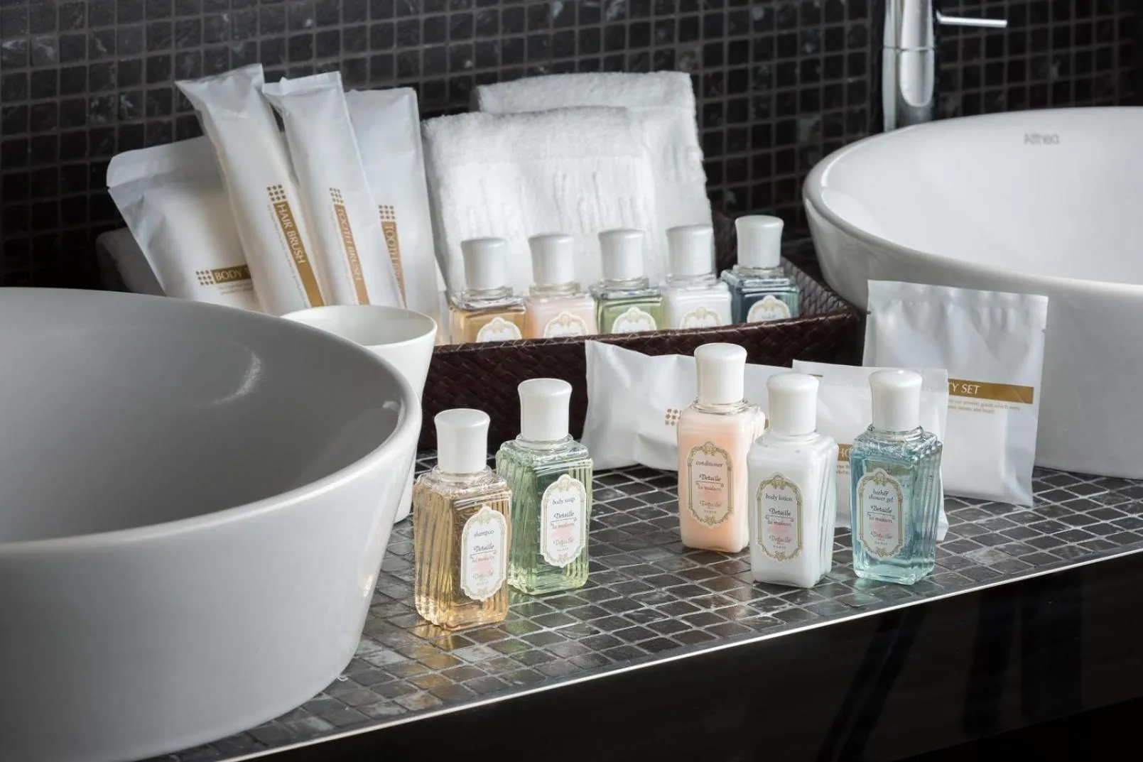 Bathroom in Kokusai 21 International Hotel