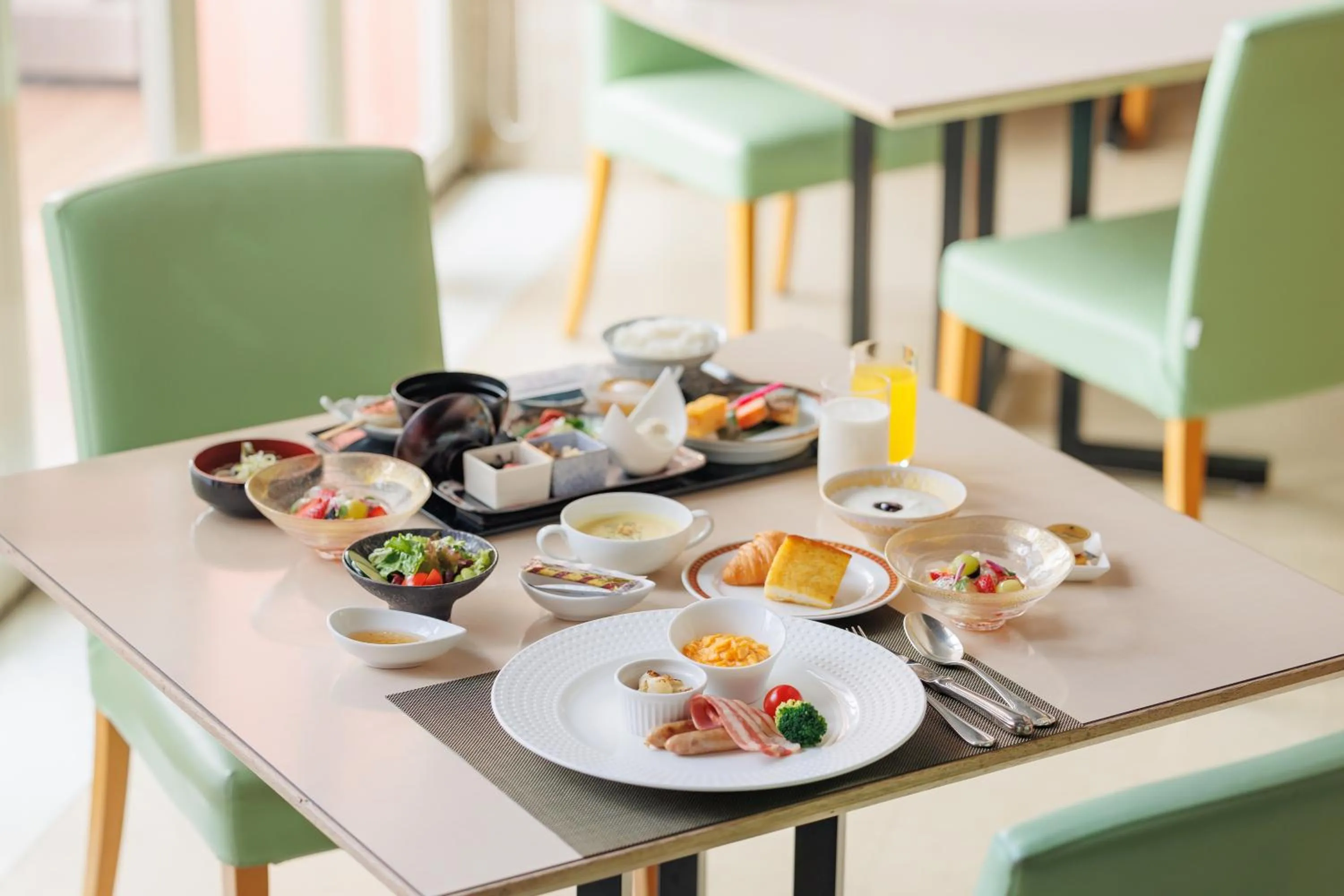 Breakfast in Kokusai 21 International Hotel