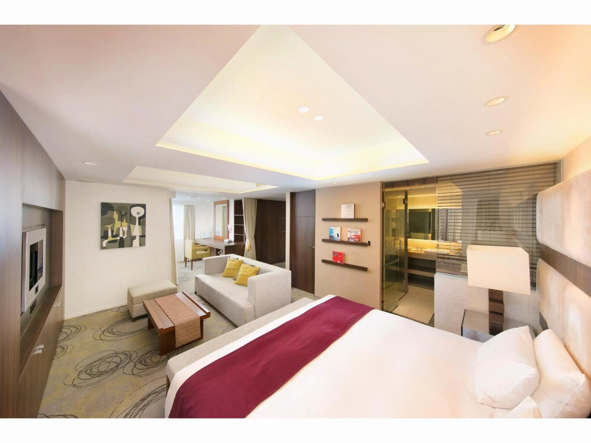 Bed in Kokusai 21 International Hotel