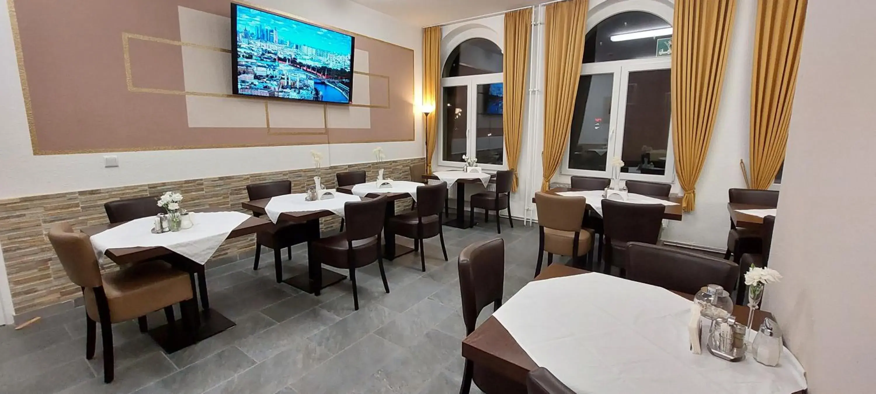 Breakfast in Hotel Polonia - Frankfurt/Oder Breakfast in Hotel Polonia - Frankfurt/Oder