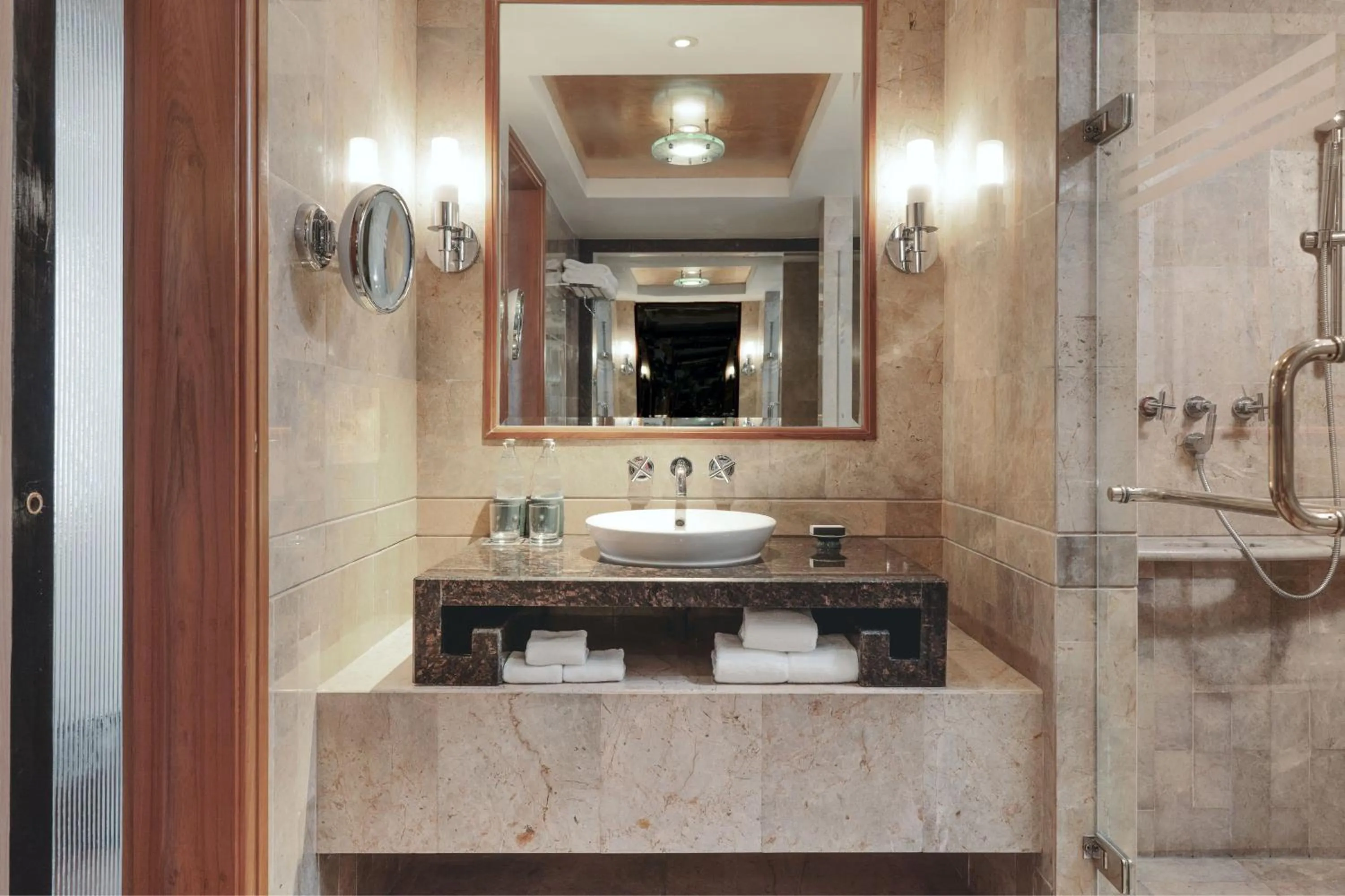 Bathroom in Royal Orchid Sheraton Riverside Hotel Bangkok