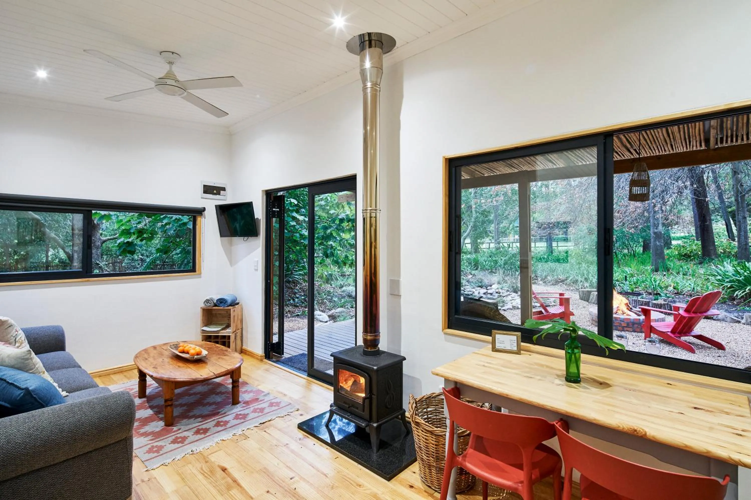 Dining area in Languedoc