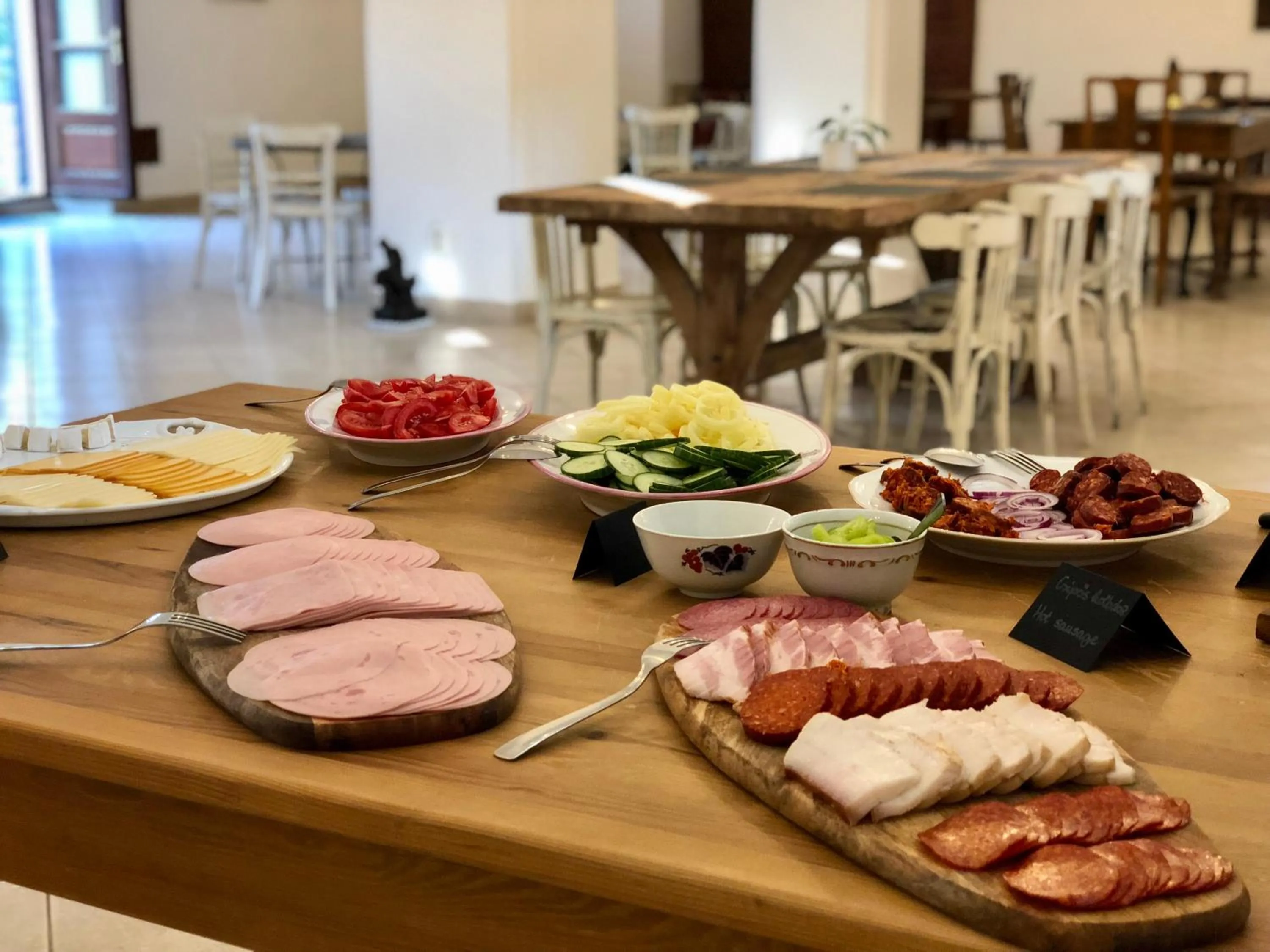 Food and drinks in The Houses of History - anno 1830