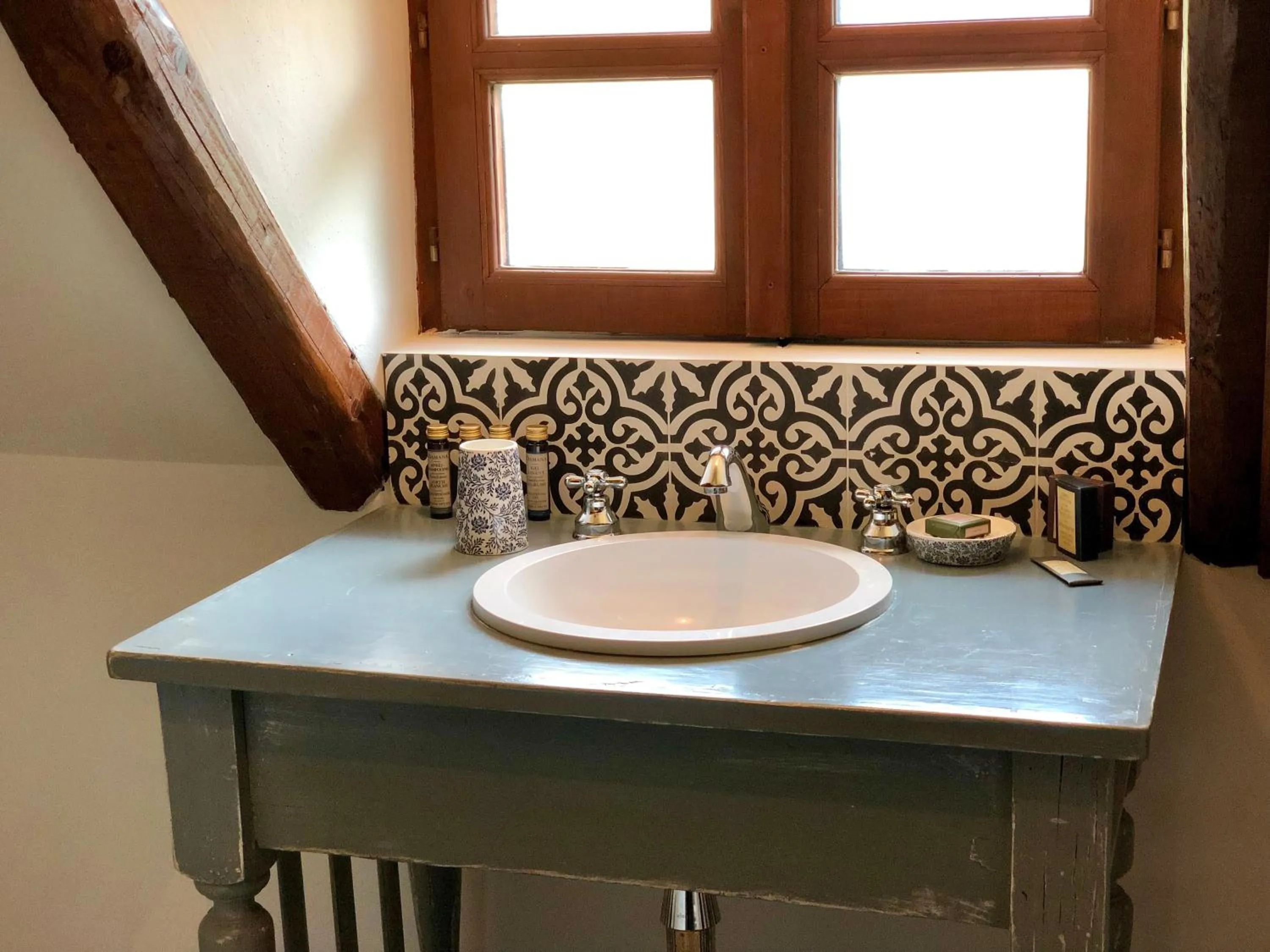 Bathroom in The Houses of History - anno 1830