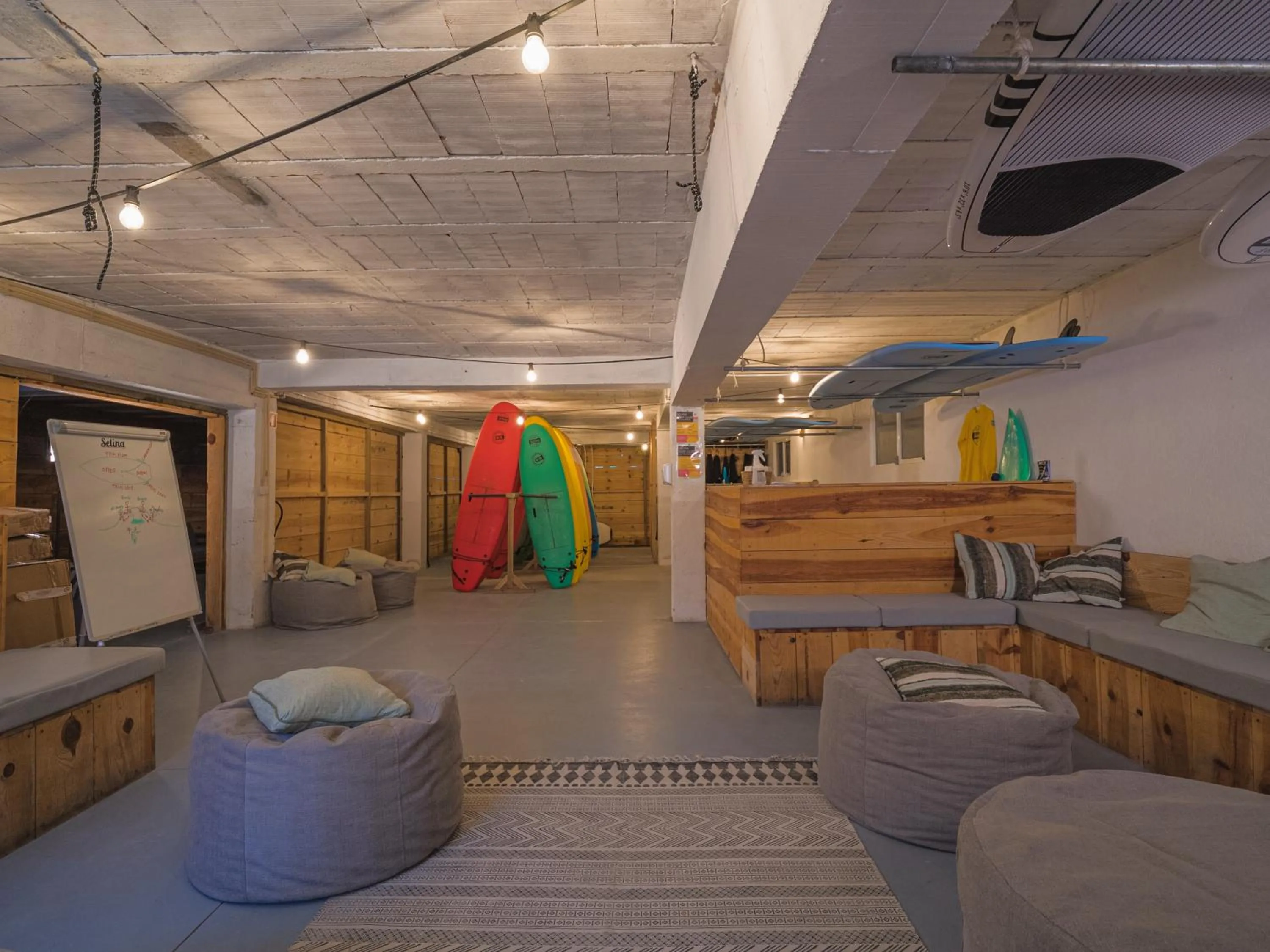 Sports in Malacuna Peniche