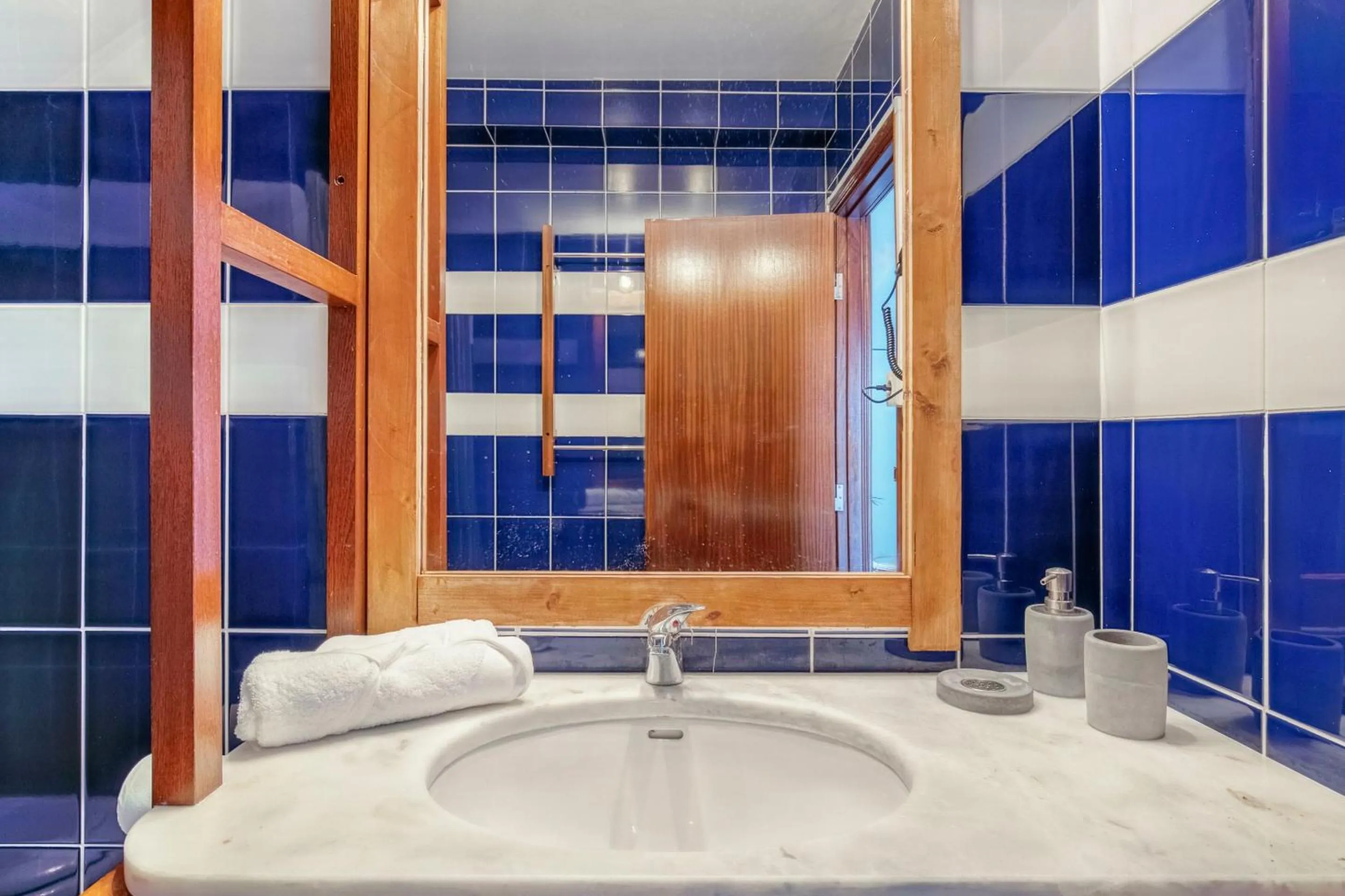 Bathroom in Malacuna Peniche