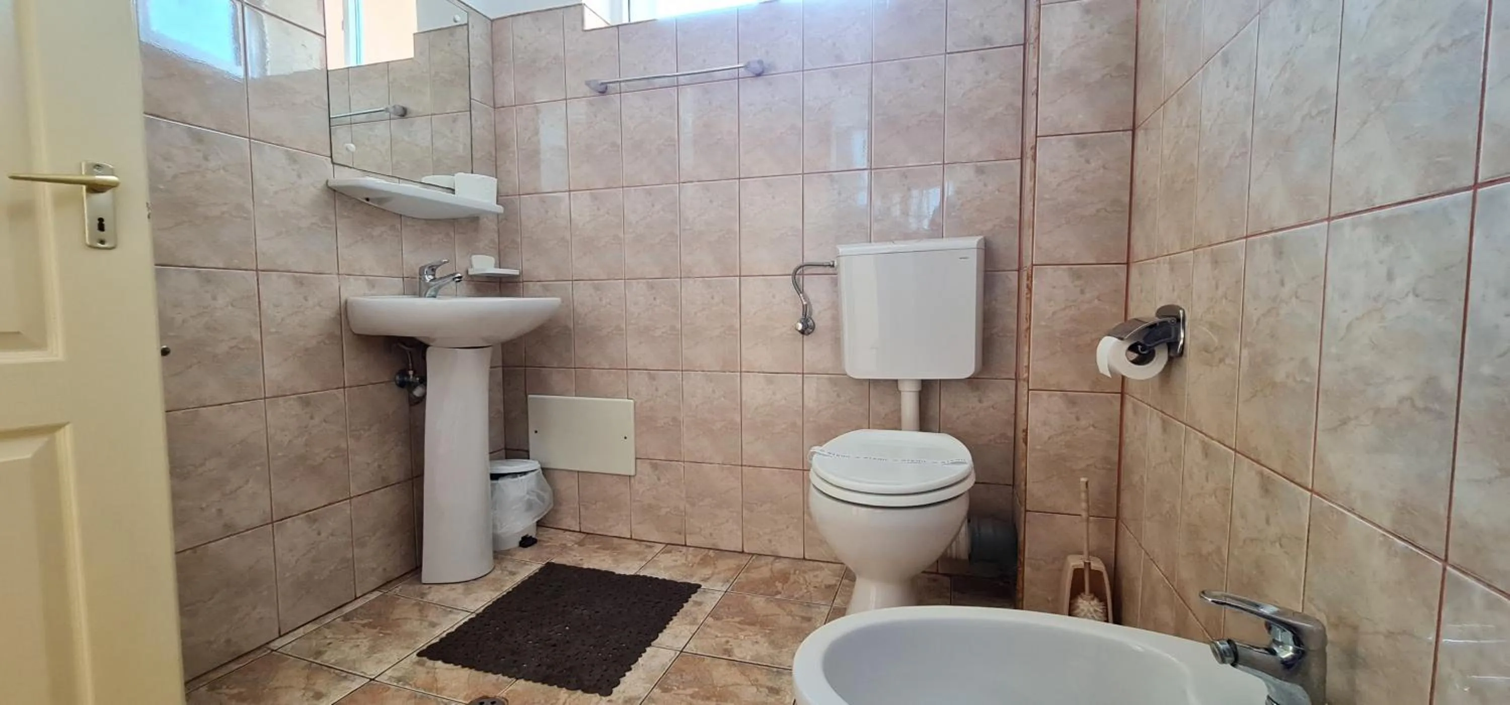 Shower in Vila Europa