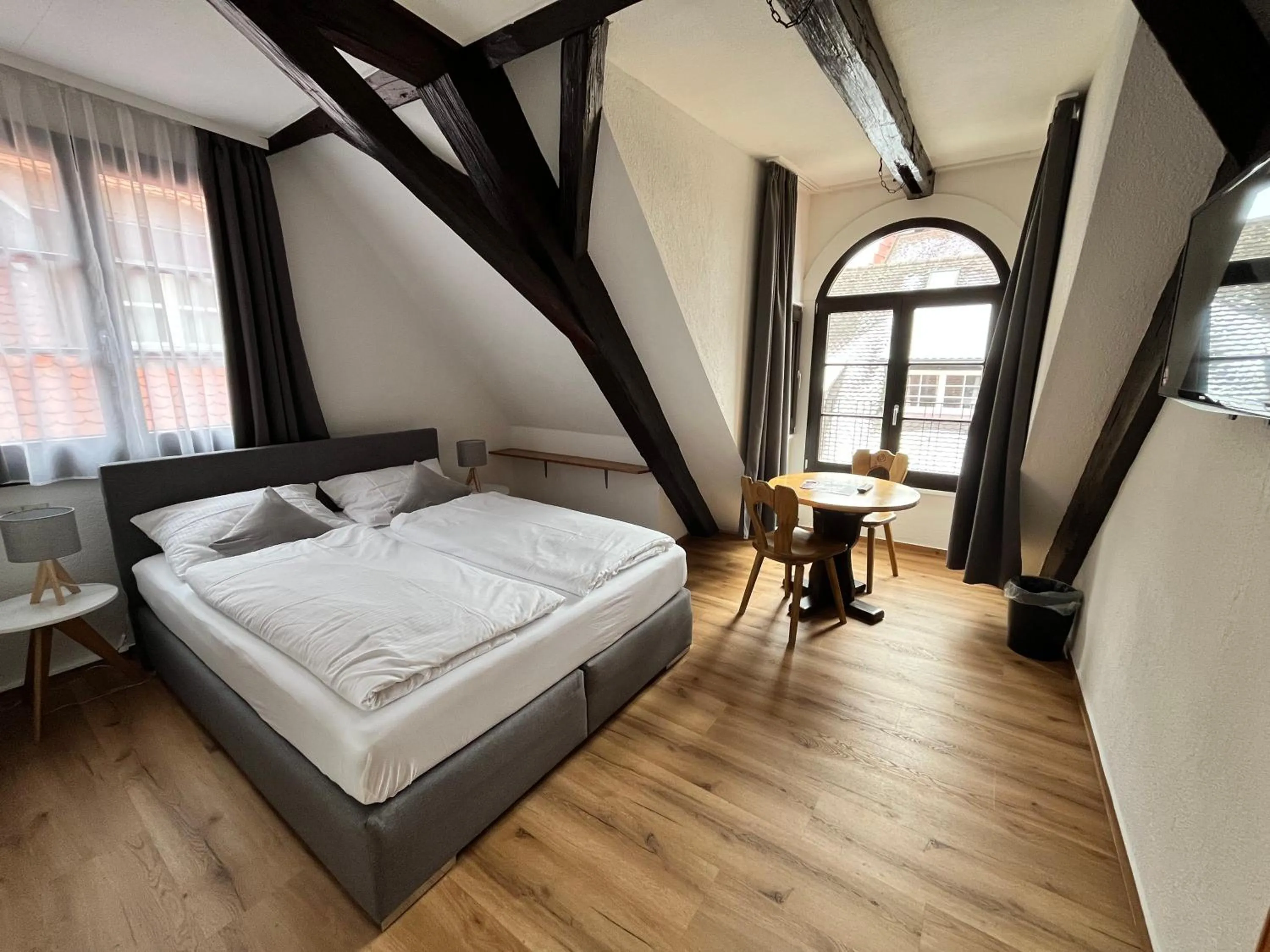 Photo of the whole room, Bed in Gästehaus AM HAFEN