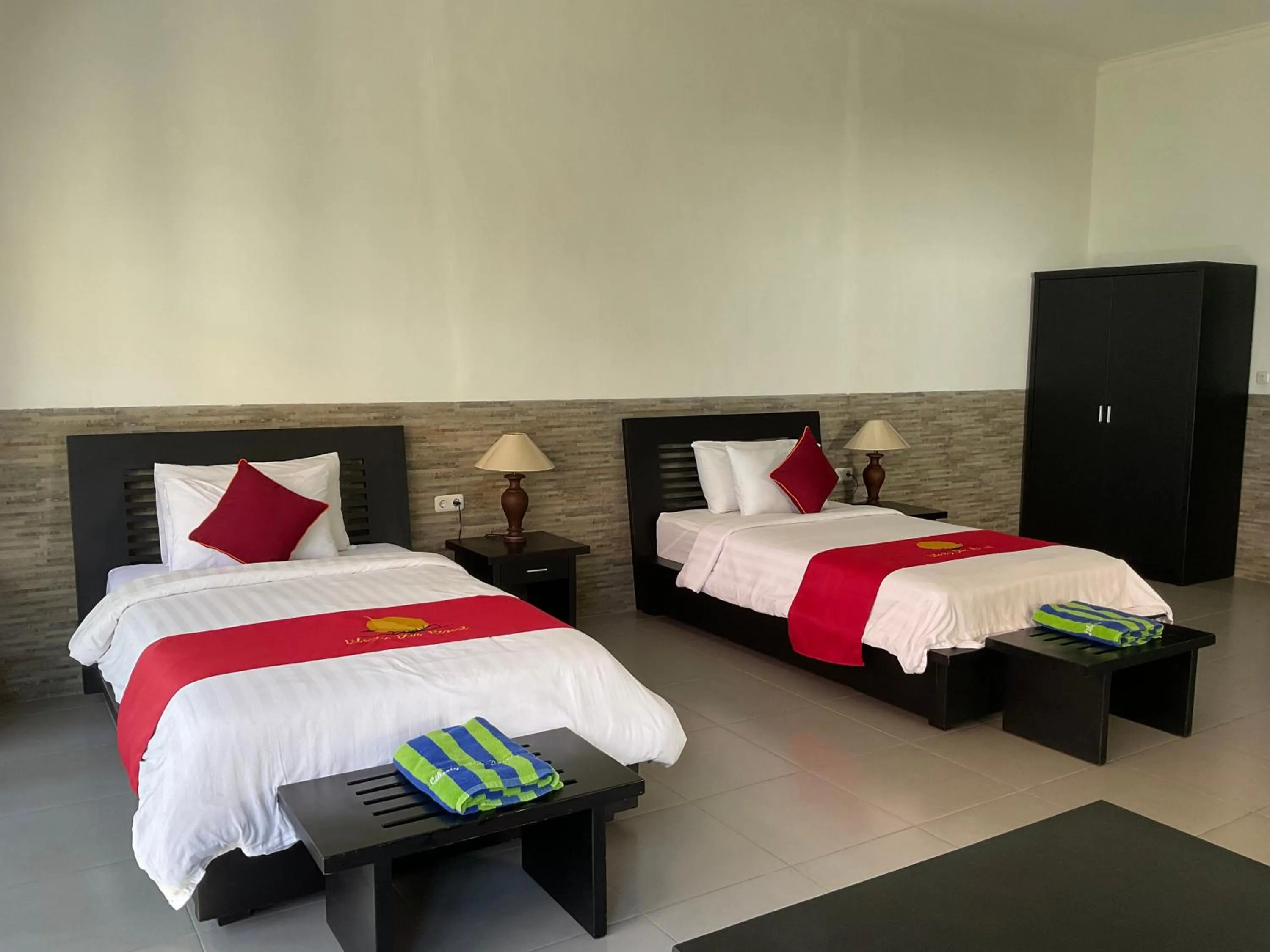 Bed in Liberty Dive Resort