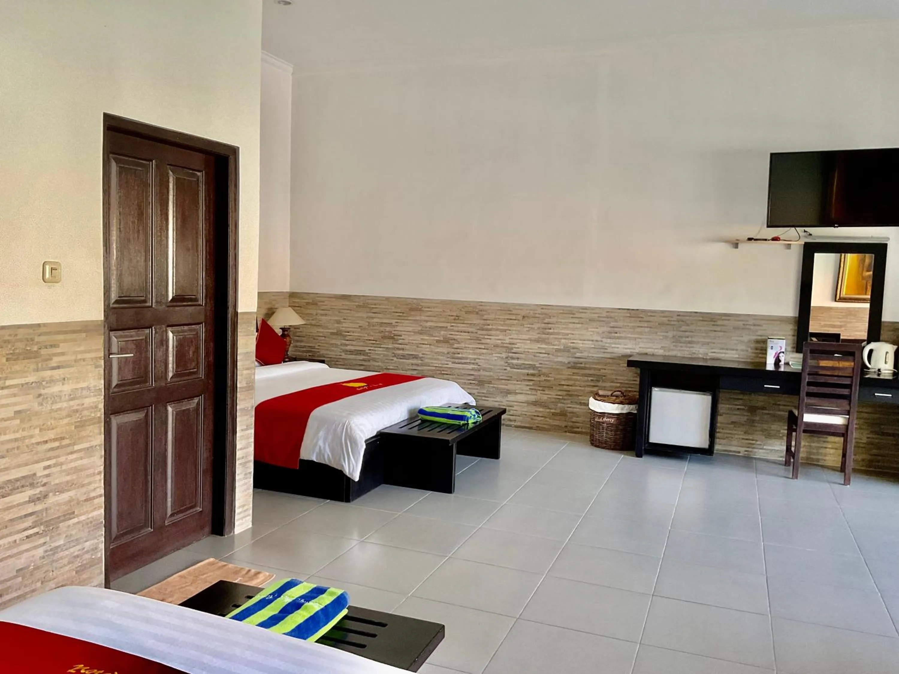 Bed in Liberty Dive Resort