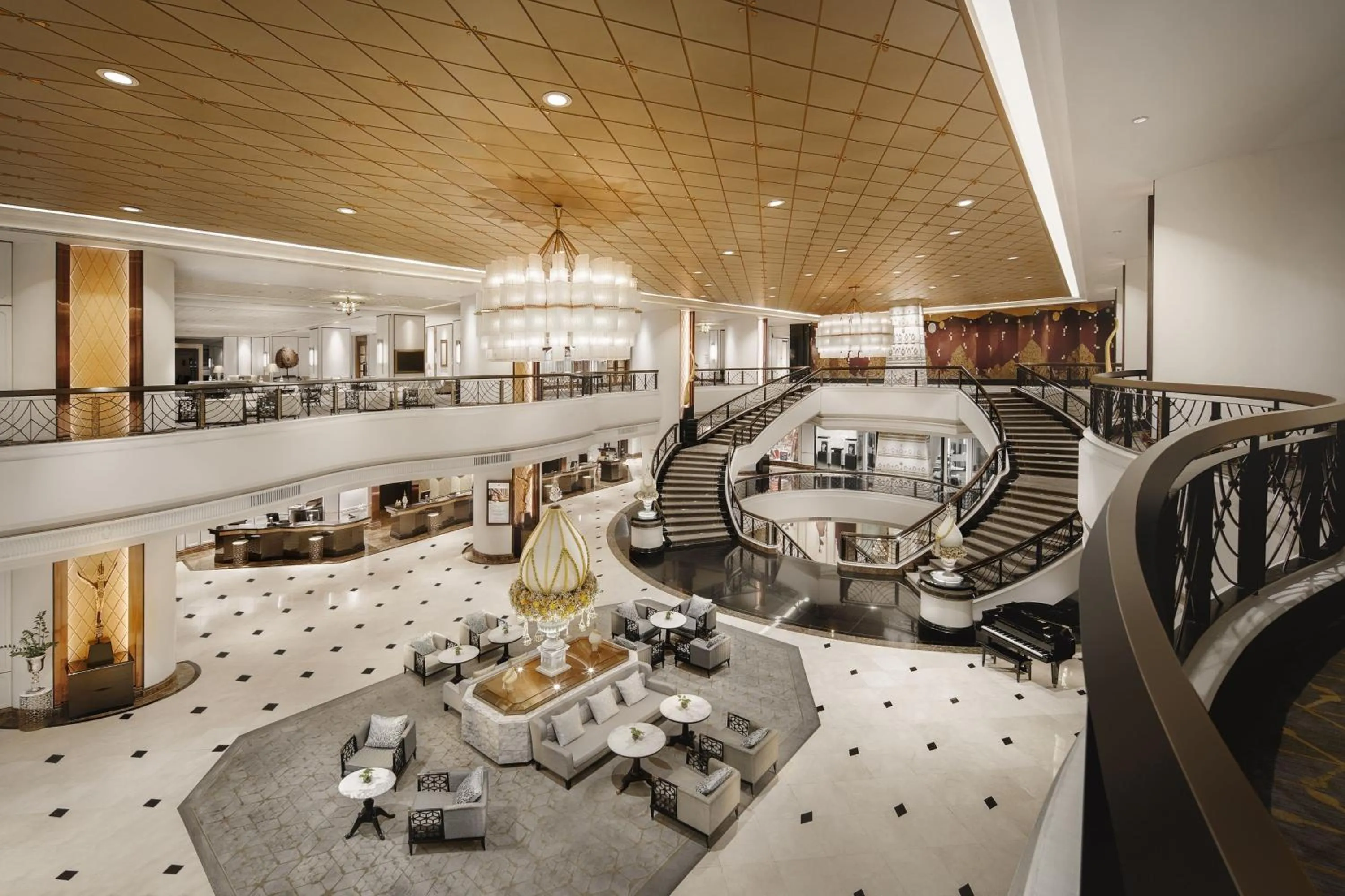 Lobby or reception in The Athenee Hotel, a Luxury Collection Hotel, Bangkok