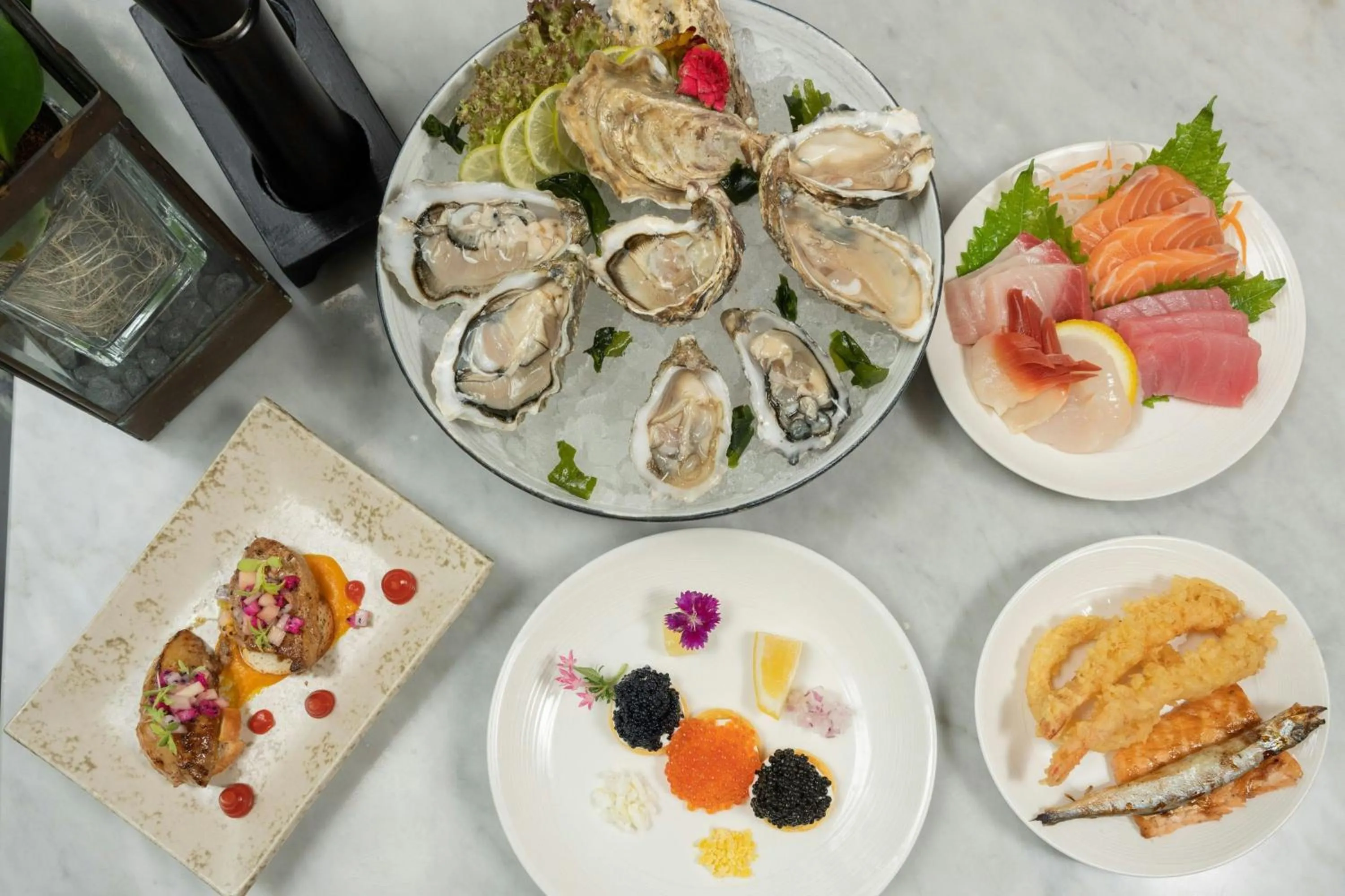 Restaurant/places to eat in The Athenee Hotel, a Luxury Collection Hotel, Bangkok