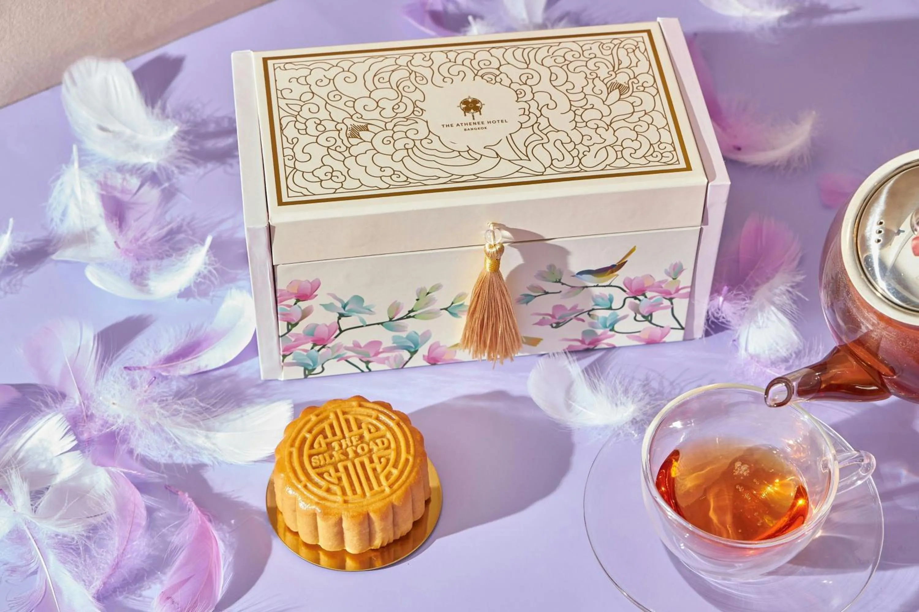 Restaurant/places to eat in The Athenee Hotel, a Luxury Collection Hotel, Bangkok