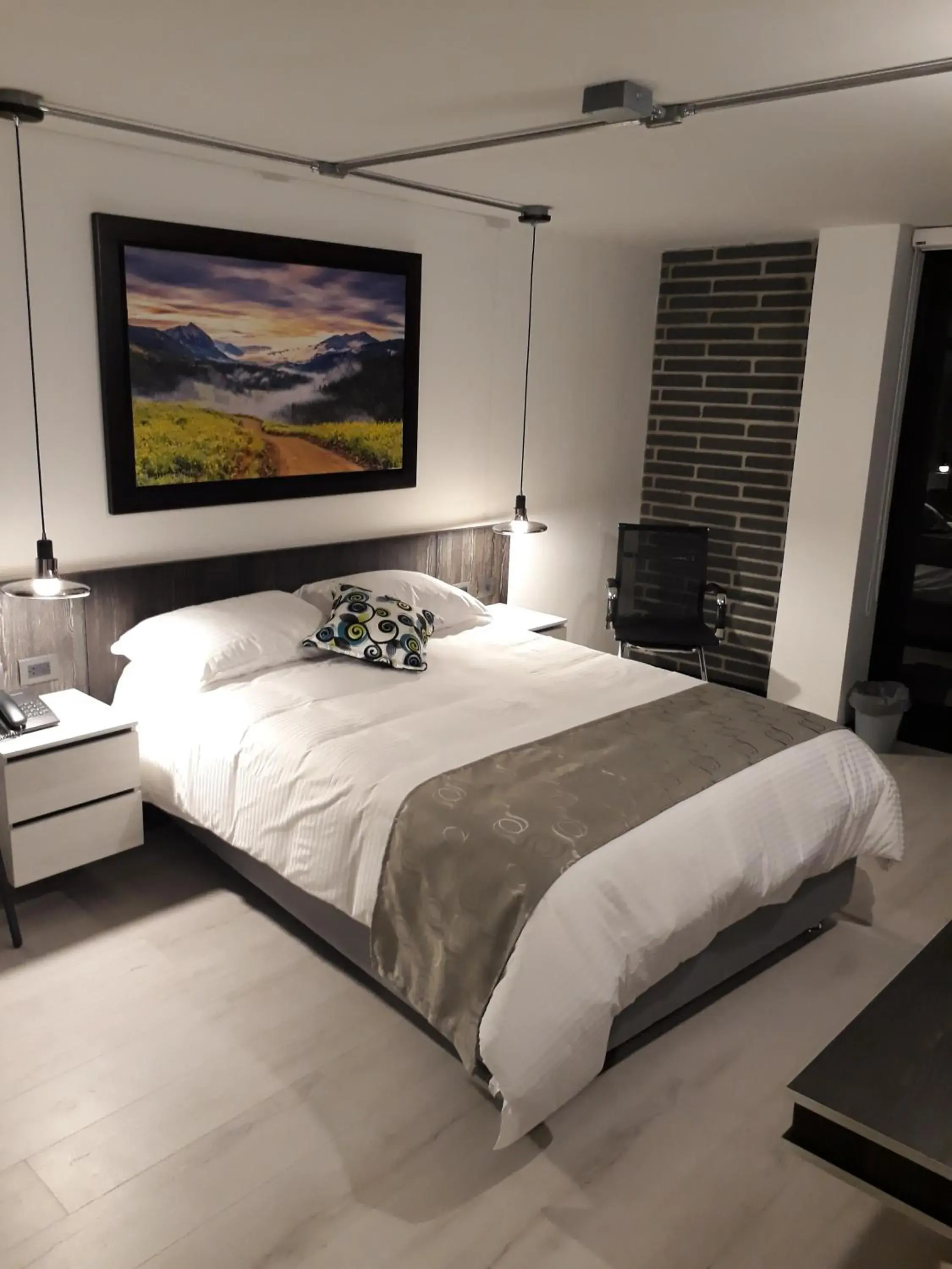 Single Room - single occupancy in Hotel RDOS Single Room - single occupancy in Hotel RDOS
