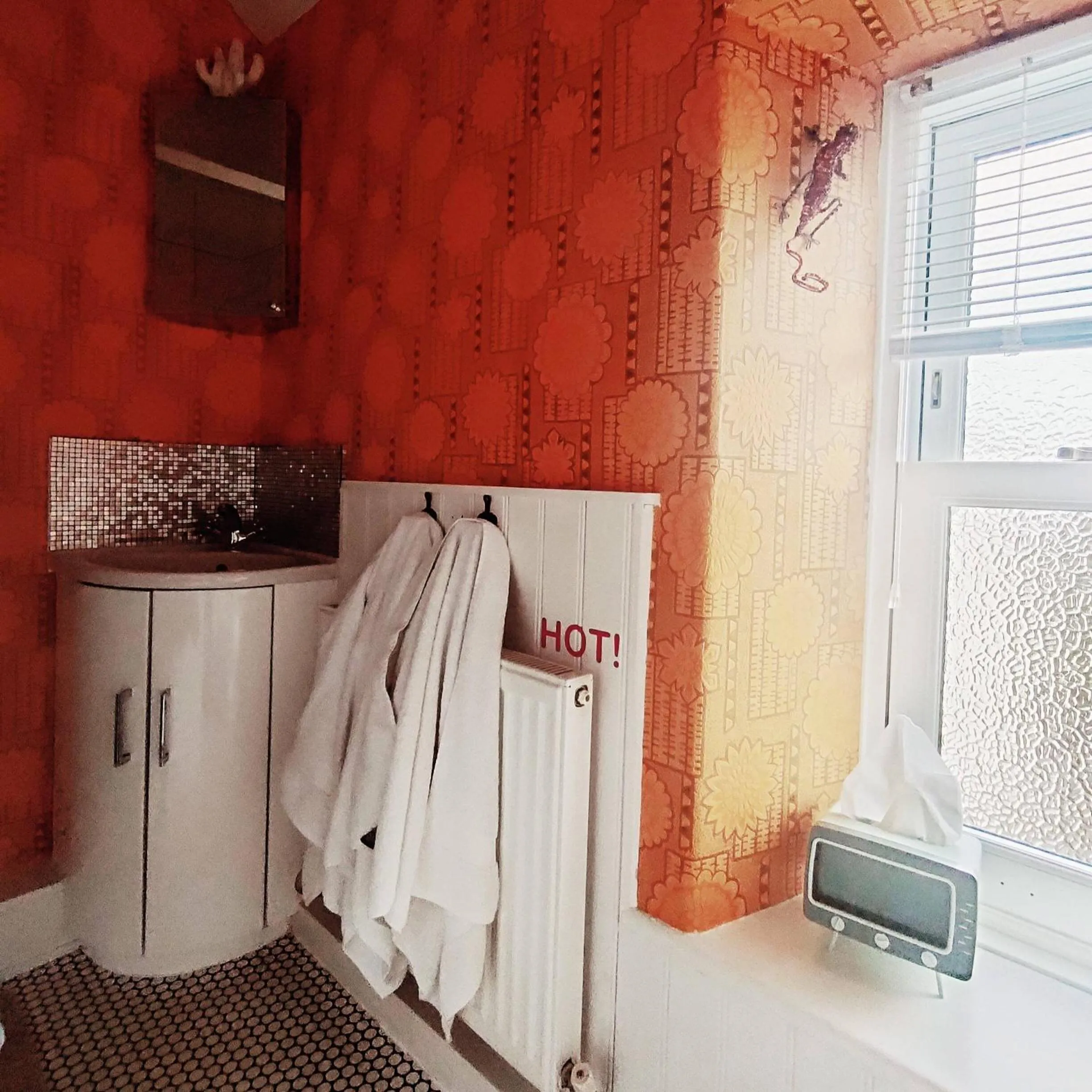 Bathroom, Bed in Number 18