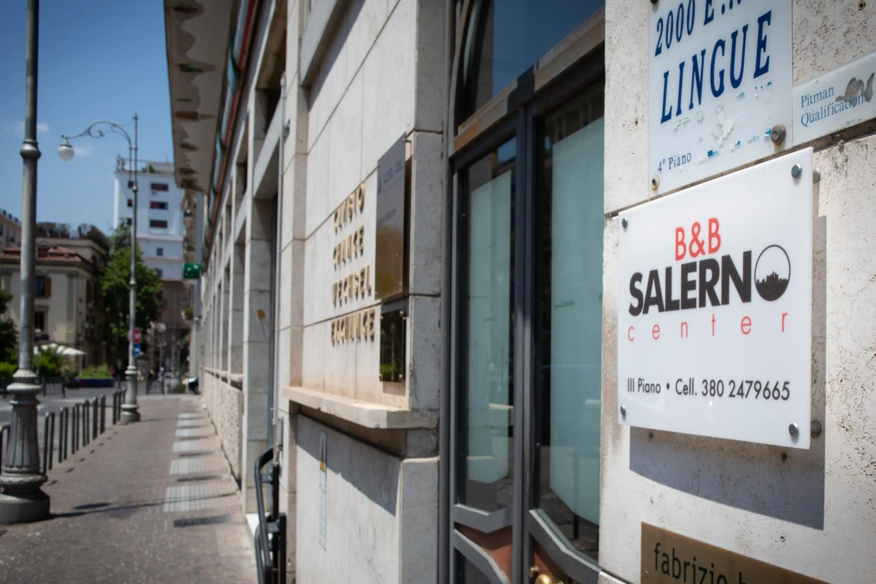 Facade/entrance in B&B Salerno Center