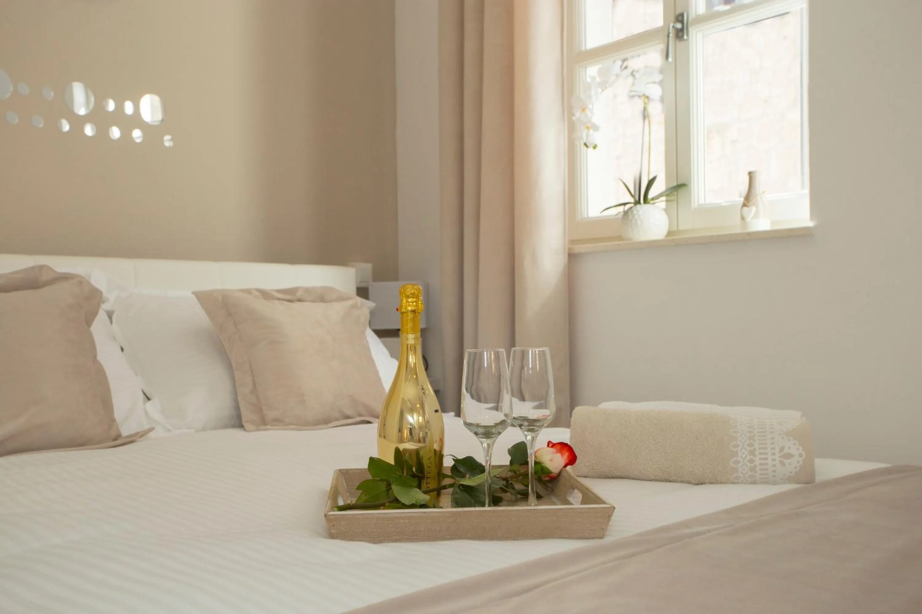 Bedroom, Bed in Villa Daky