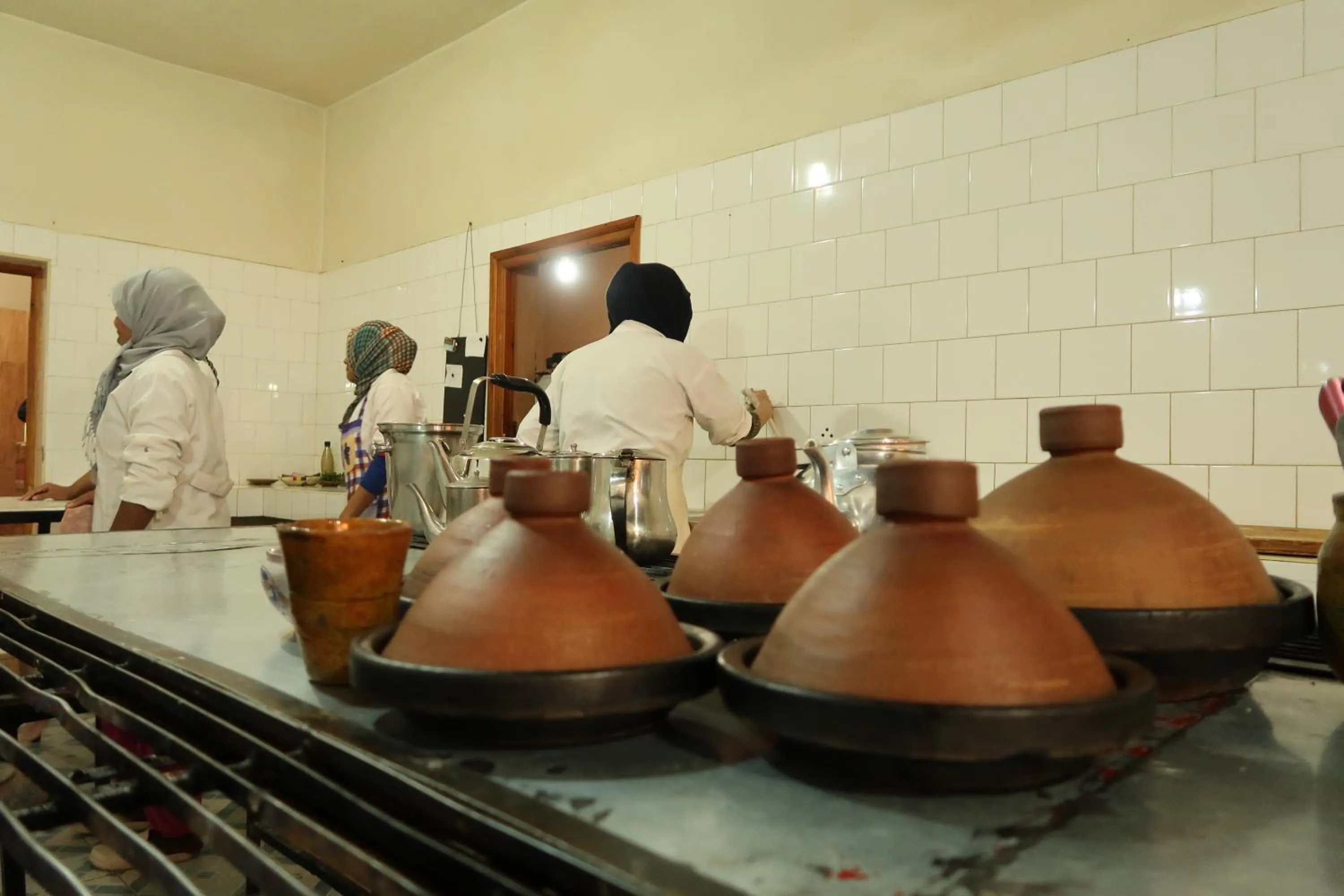 Staff in Gite Elkhorbat