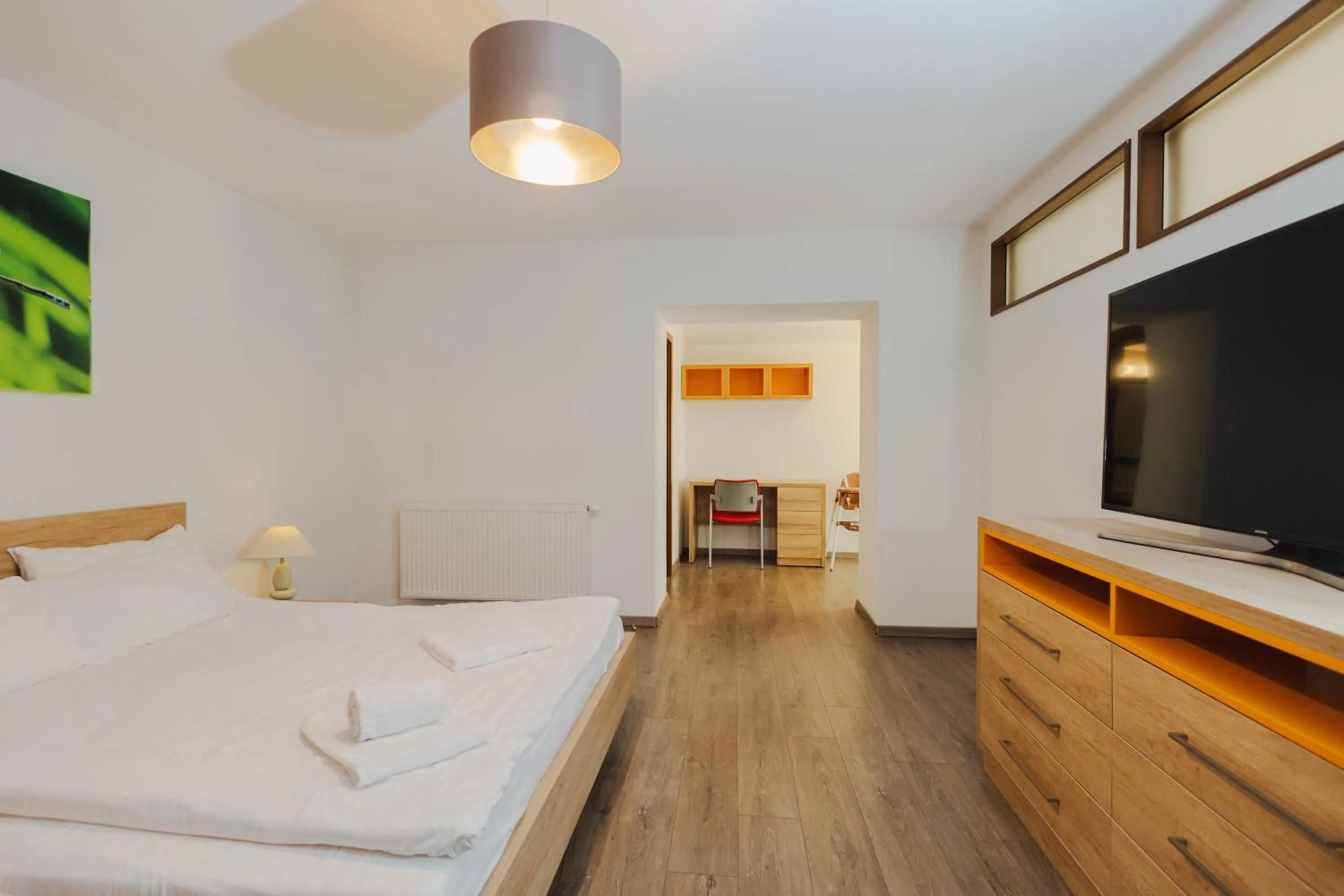 Communal lounge/ TV room, Bed in Casa Nicolae Luxury Suites