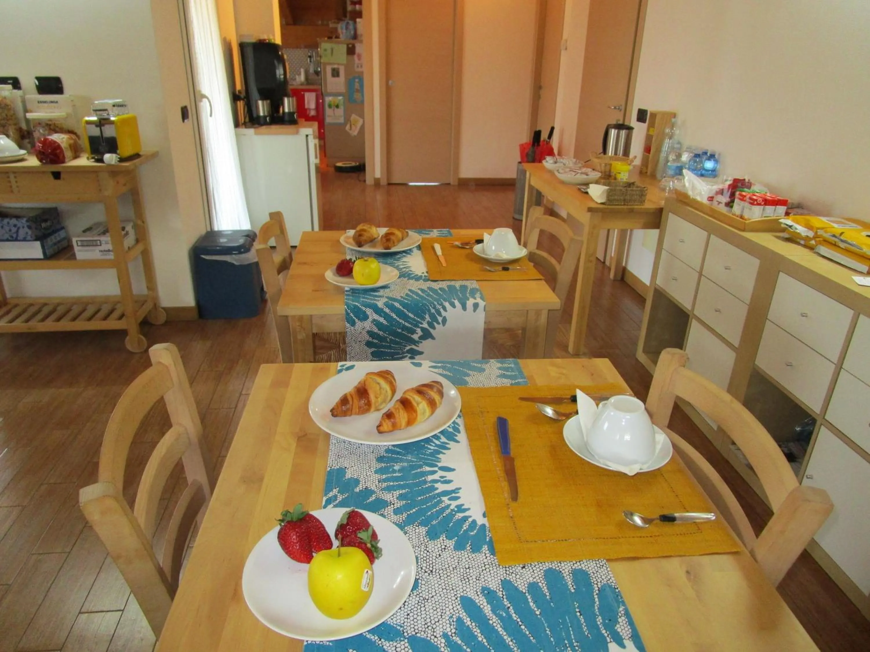 Continental breakfast in B&B Sibi