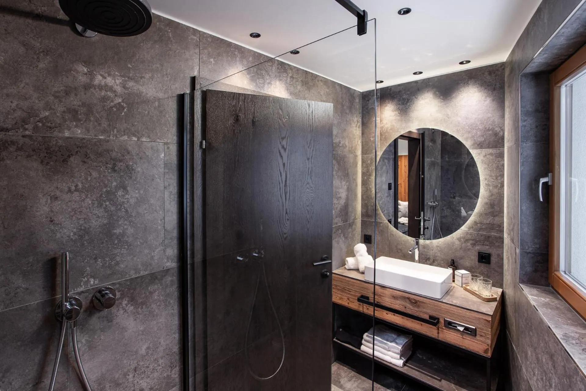 Shower in Hotel Gappmaier