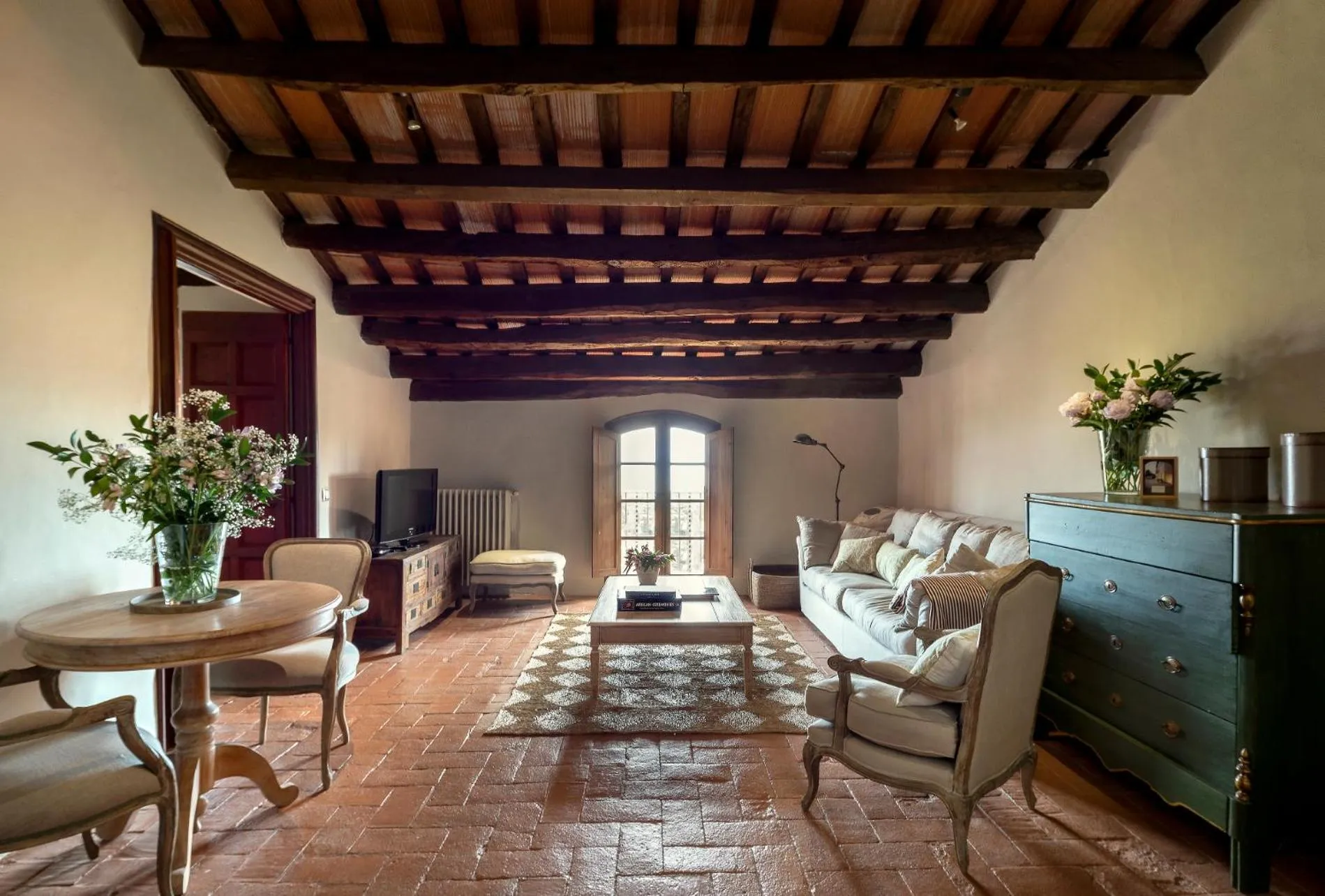 Dining area in Can Mora de Dalt