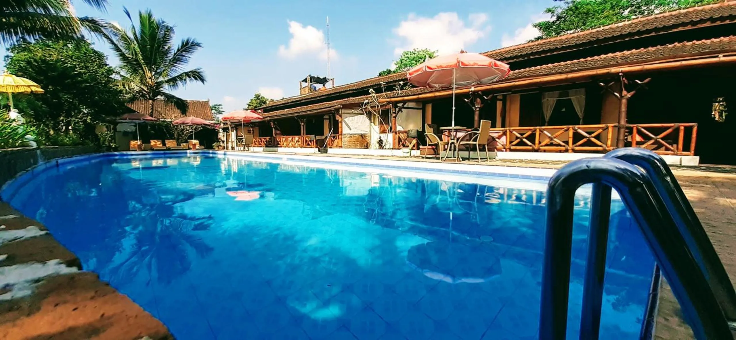 Property building in Villa Sumbing Indah