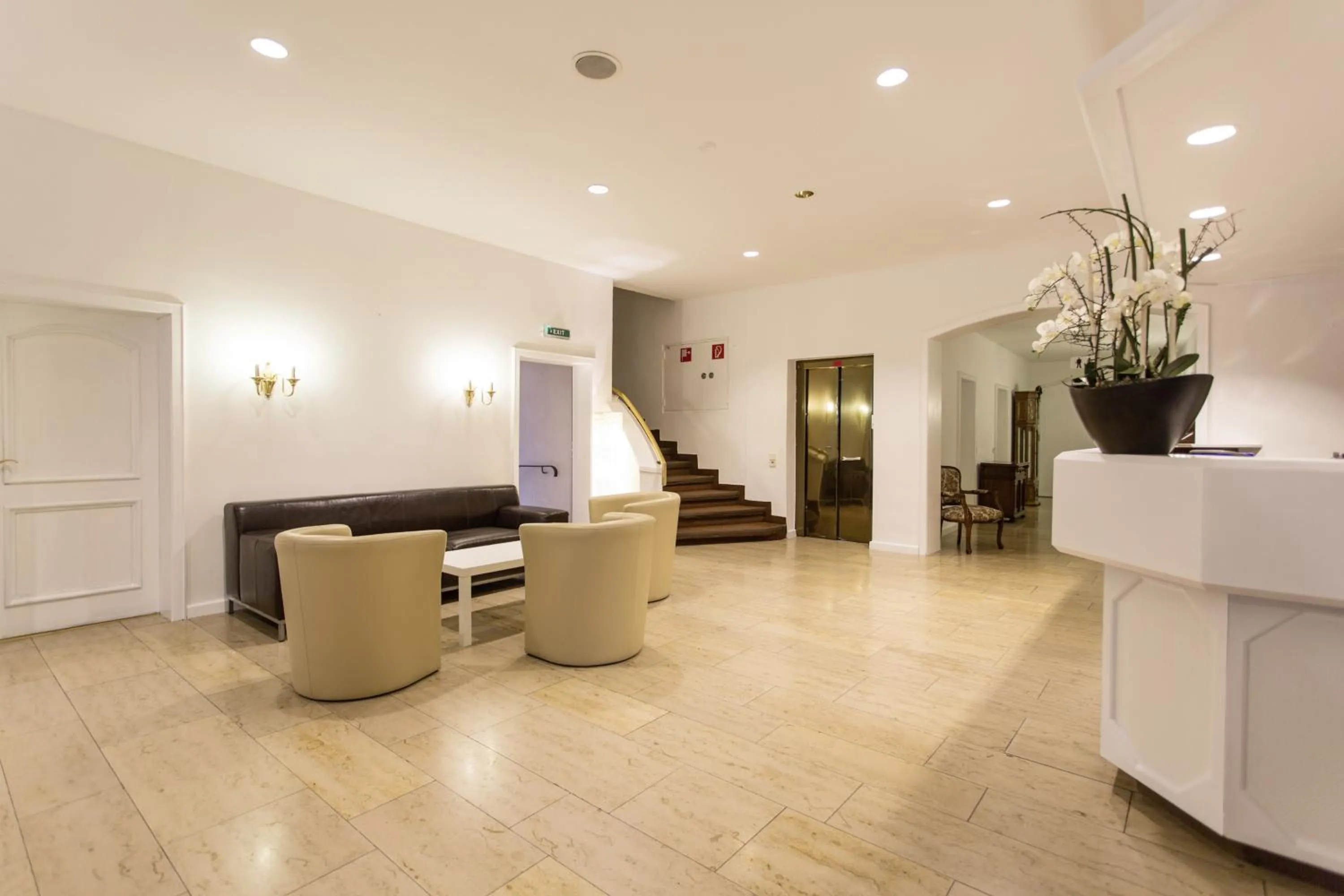 Lobby or reception in Hotel Kurparkblick