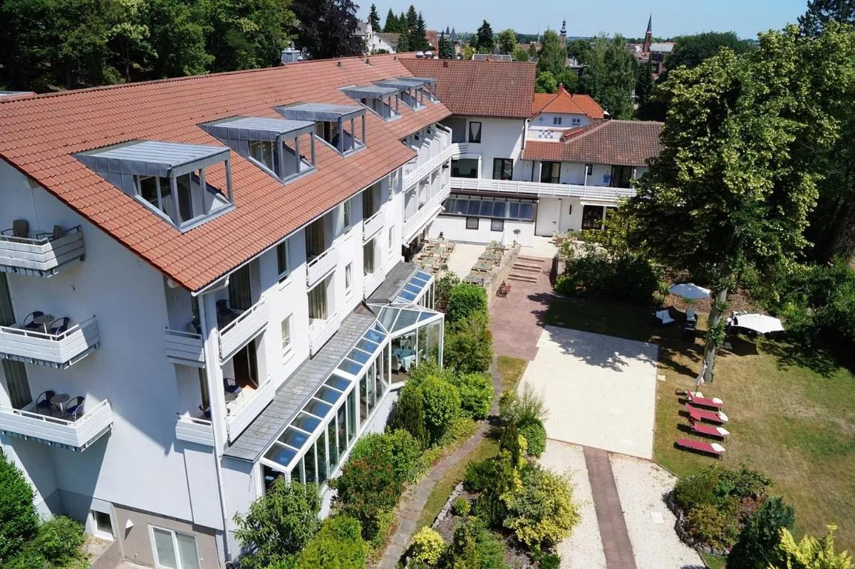 Property building in Hotel Kurparkblick