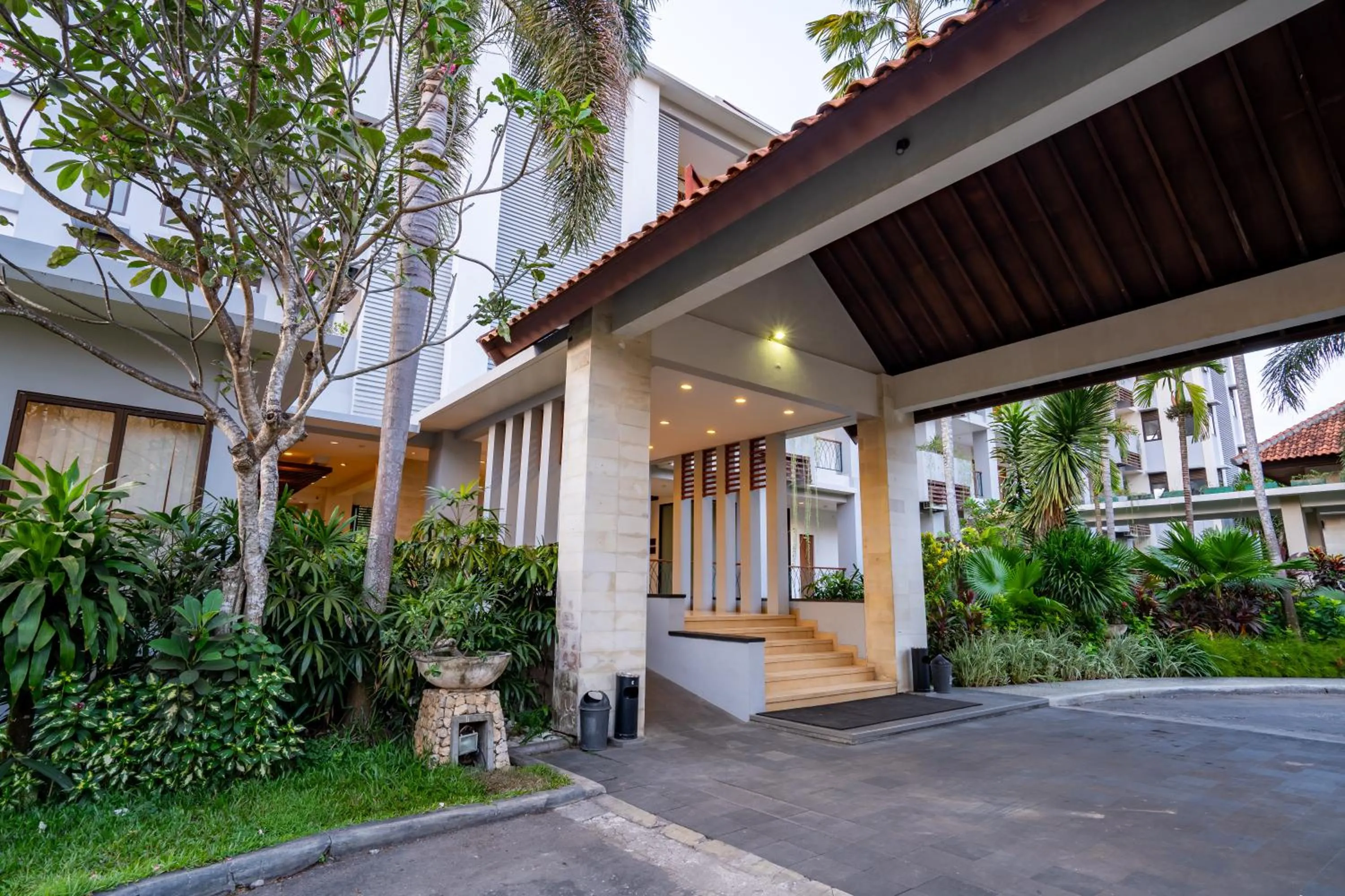 Bintang Flores Hotel