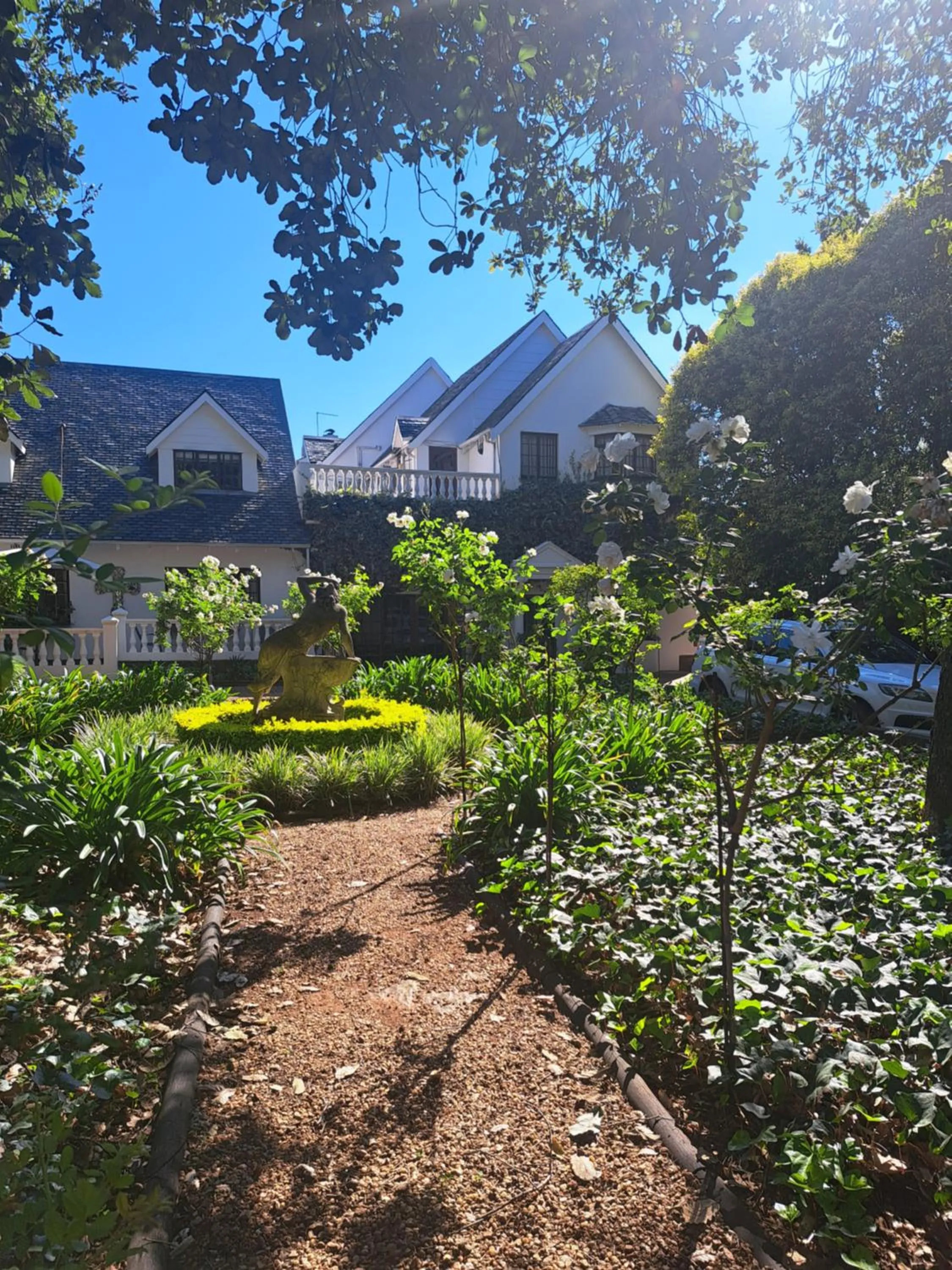 Property building in 5th Avenue Gooseberry Guest House