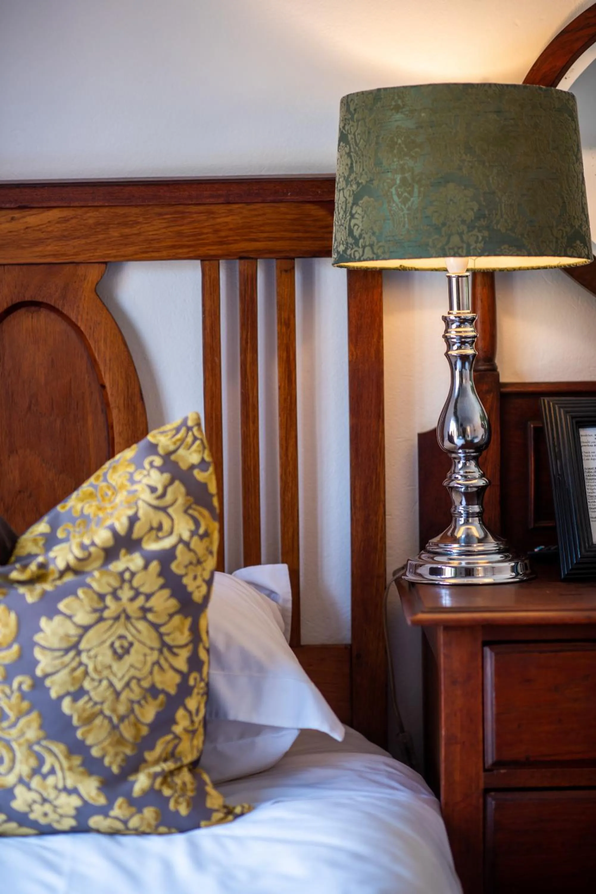 Decorative detail, Bed in 5th Avenue Gooseberry Guest House