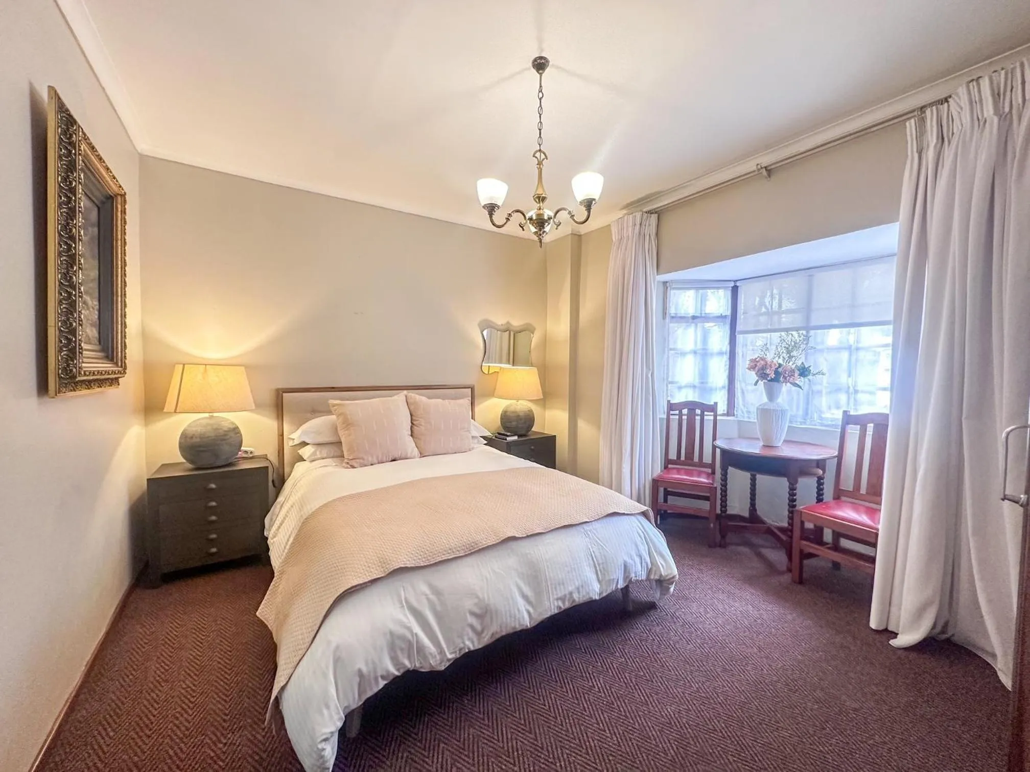 Bedroom, Bed in 5th Avenue Gooseberry Guest House