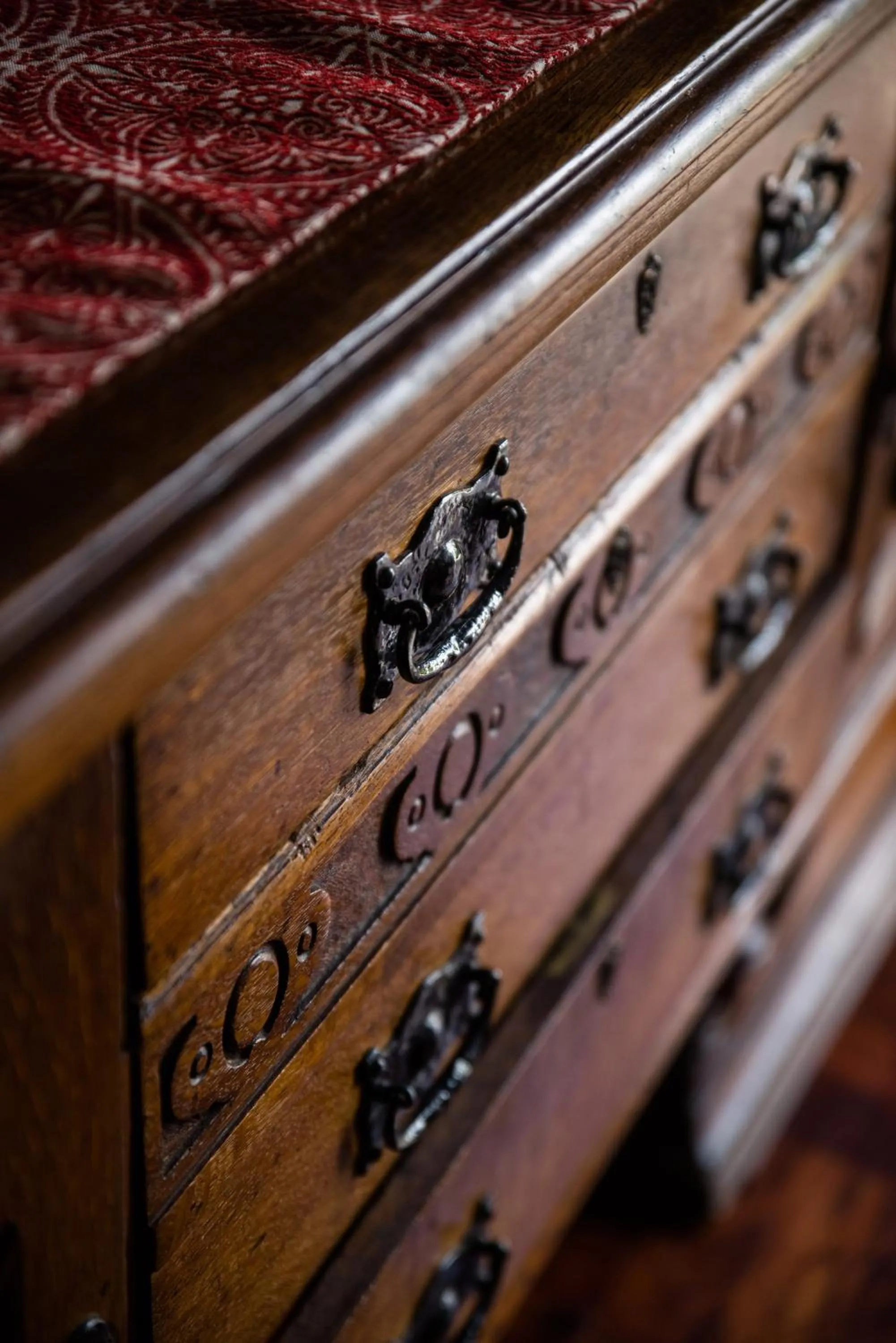 Decorative detail in 5th Avenue Gooseberry Guest House