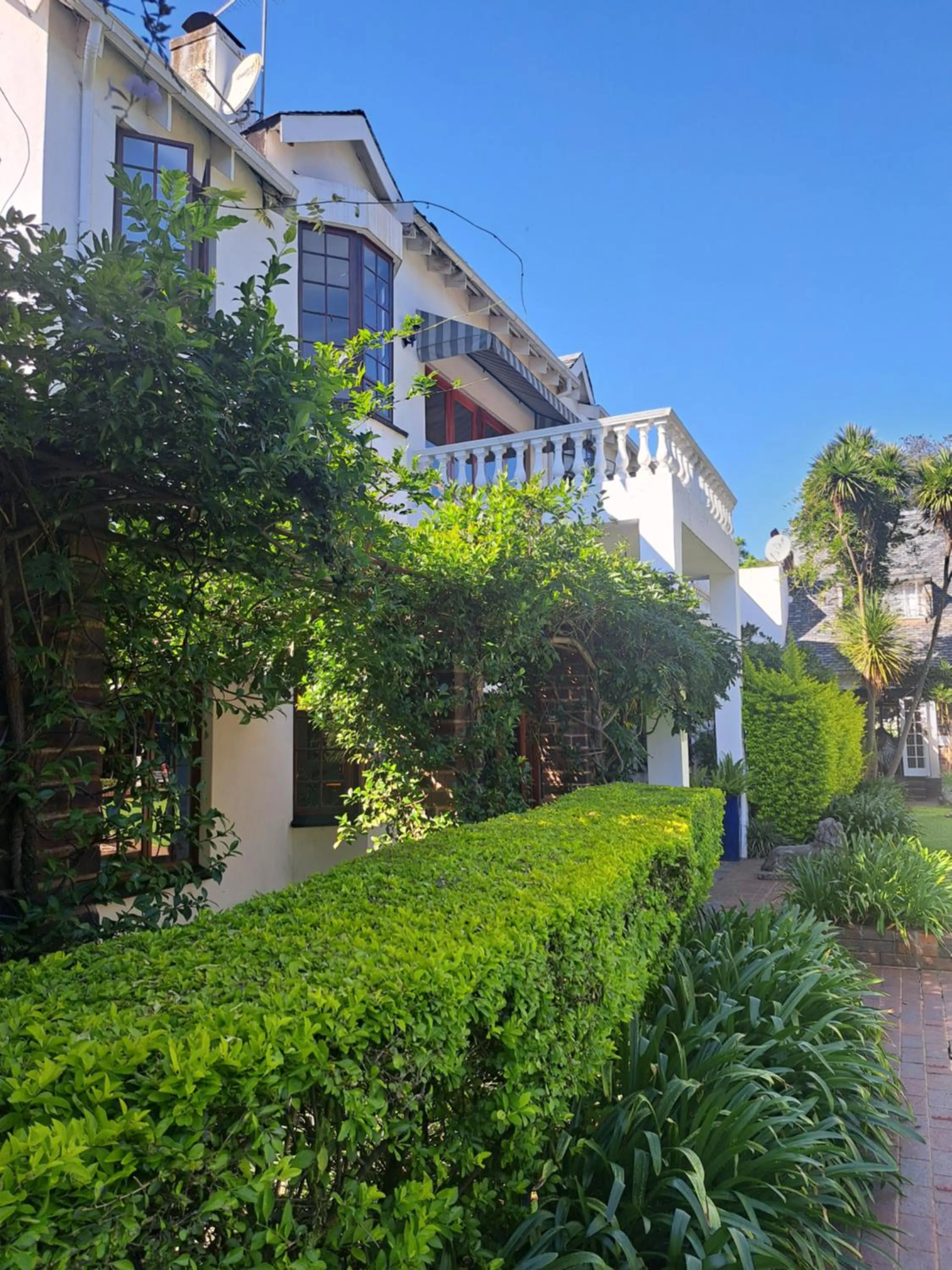 Property building in 5th Avenue Gooseberry Guest House