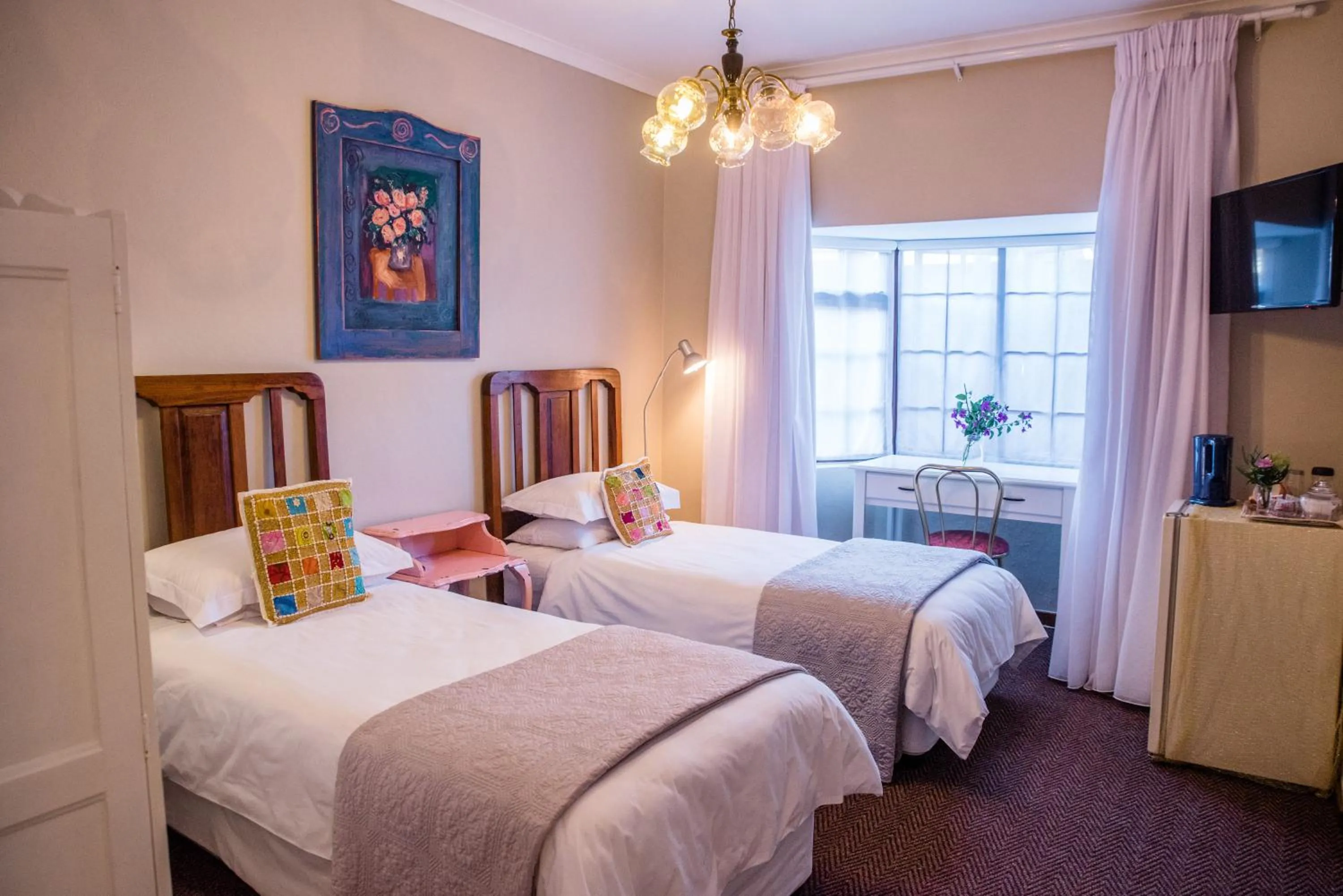 Bedroom, Bed in 5th Avenue Gooseberry Guest House