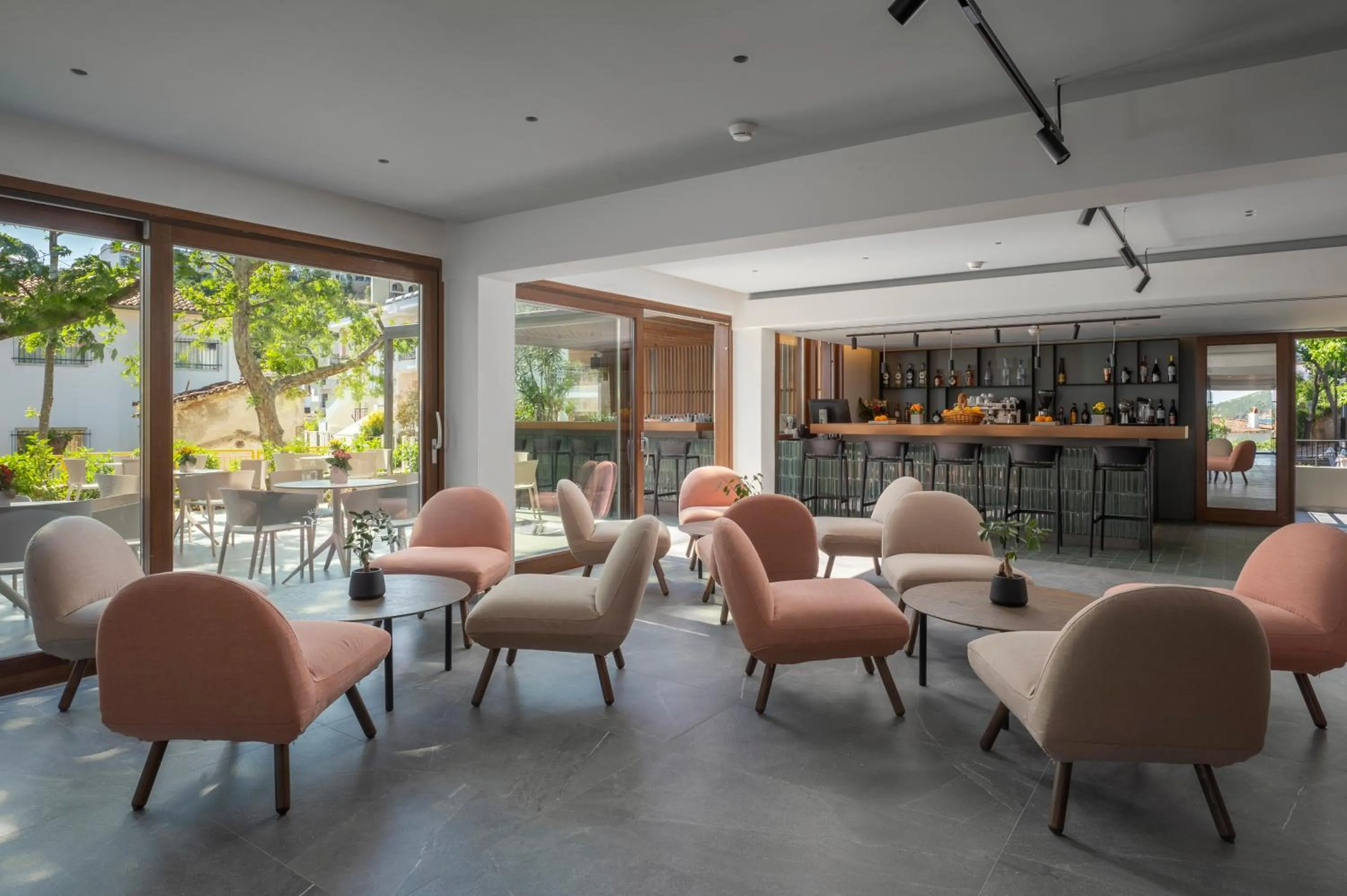 Lounge or bar in Alkyon