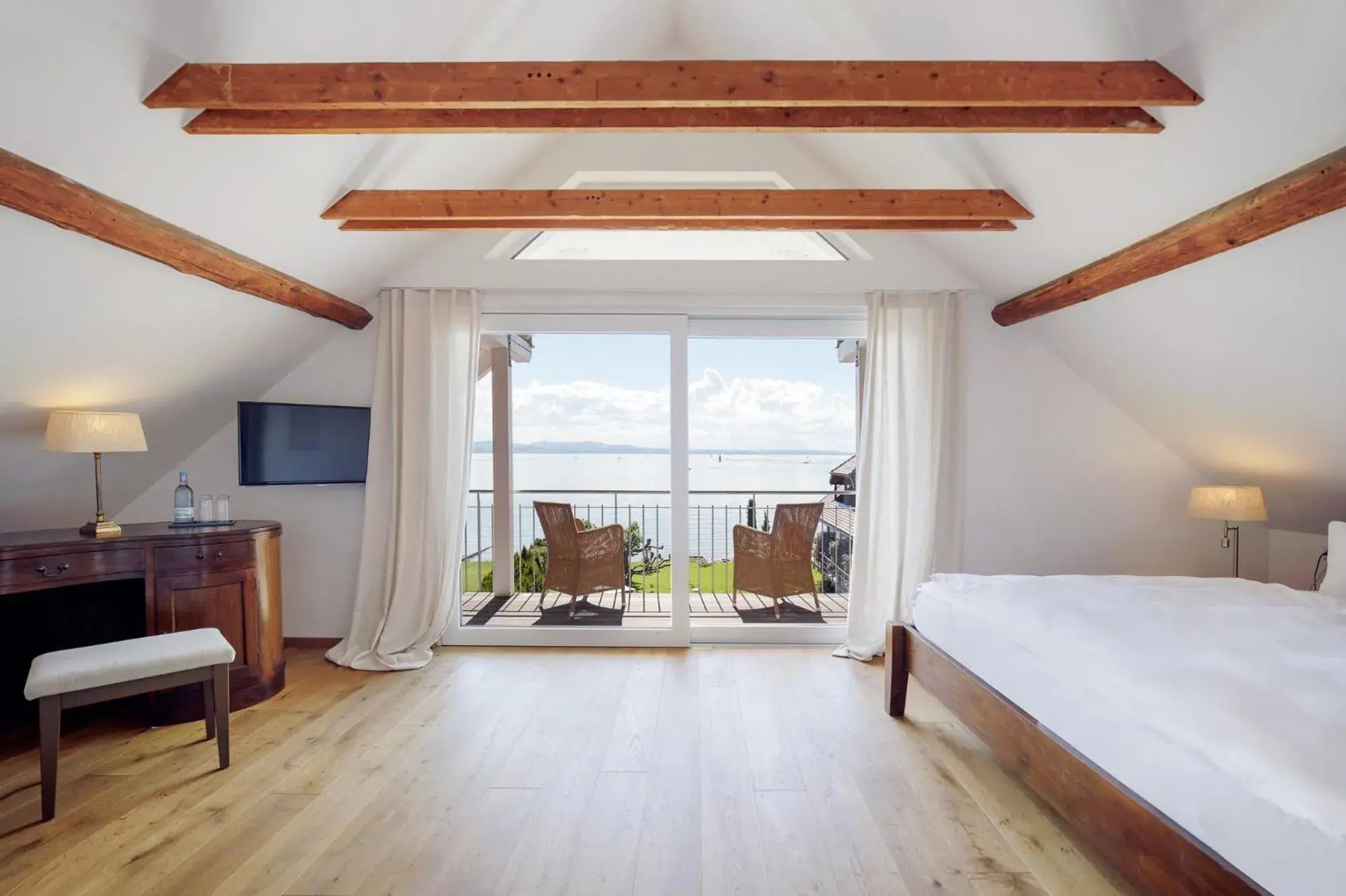 Junior Suite with Sea View in Hotel Haus am See Junior Suite with Sea View in Hotel Haus am See