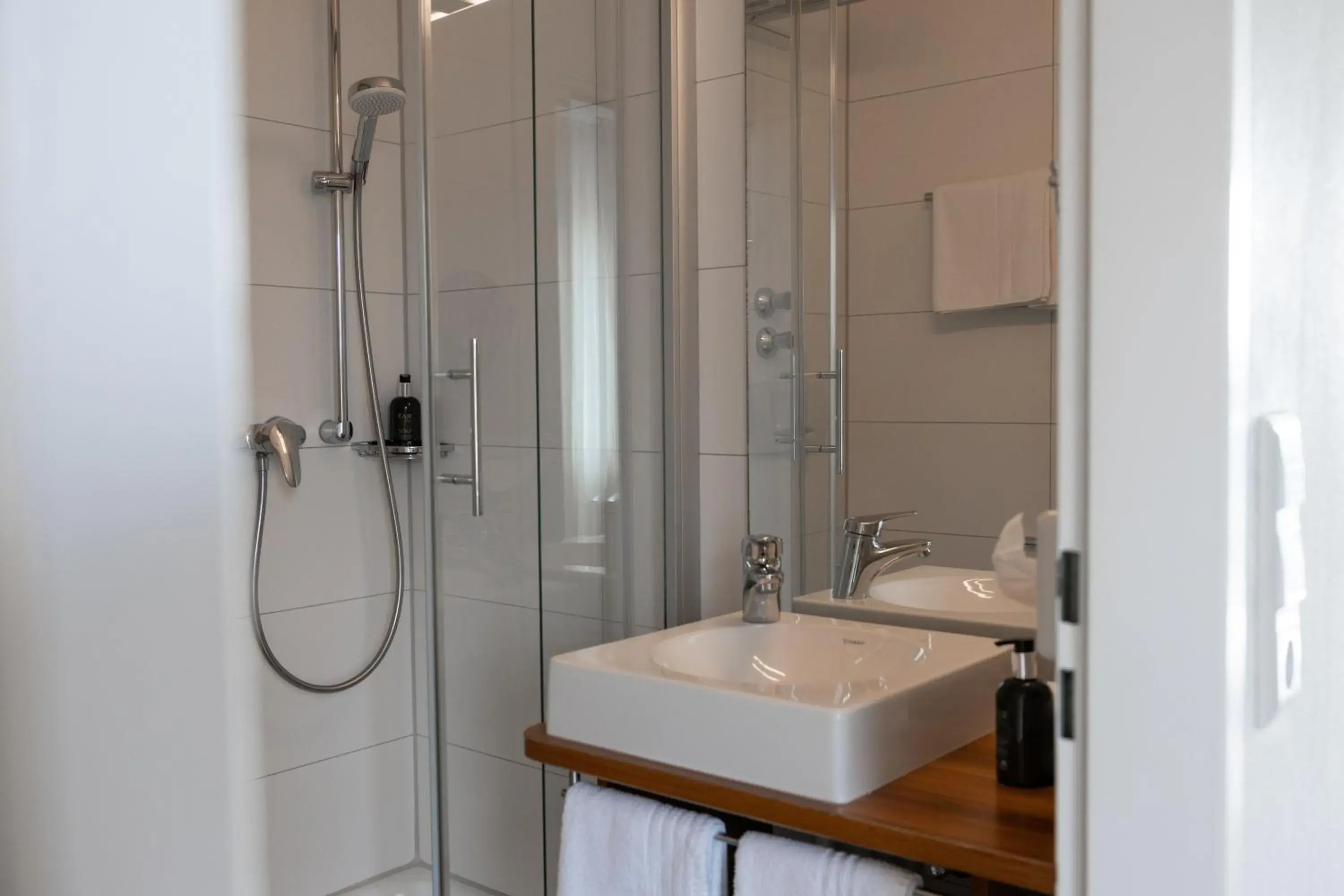 Junior Suite with Balcony and Lake View in Hotel Haus am See Junior Suite with Balcony and Lake View in Hotel Haus am See