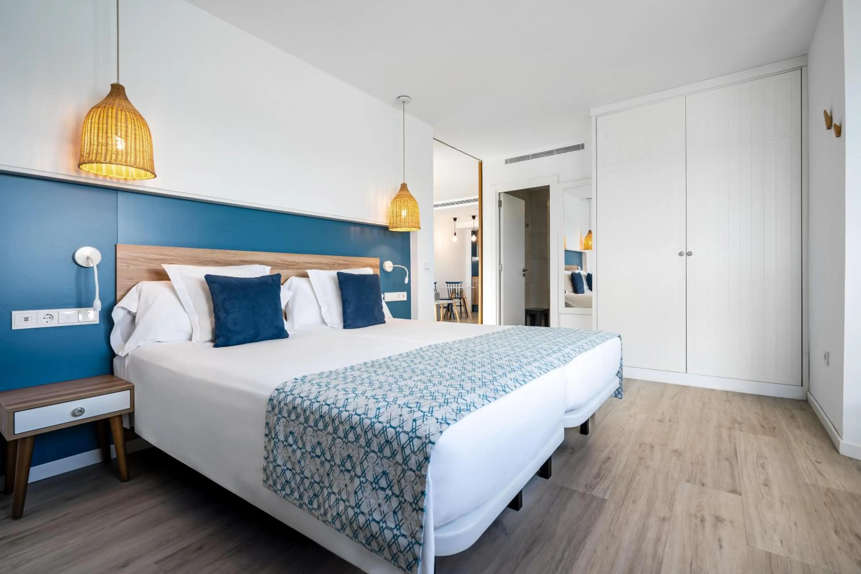 Photo of the whole room, Bed in Hotel THB Gran Bahía