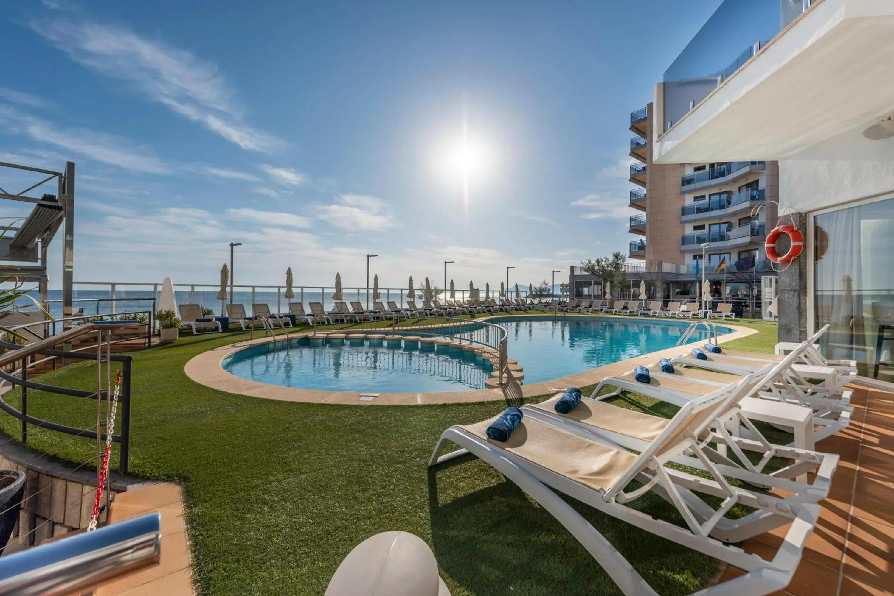 Swimming pool in Hotel THB Gran Bahía Swimming pool in Hotel THB Gran Bahía
