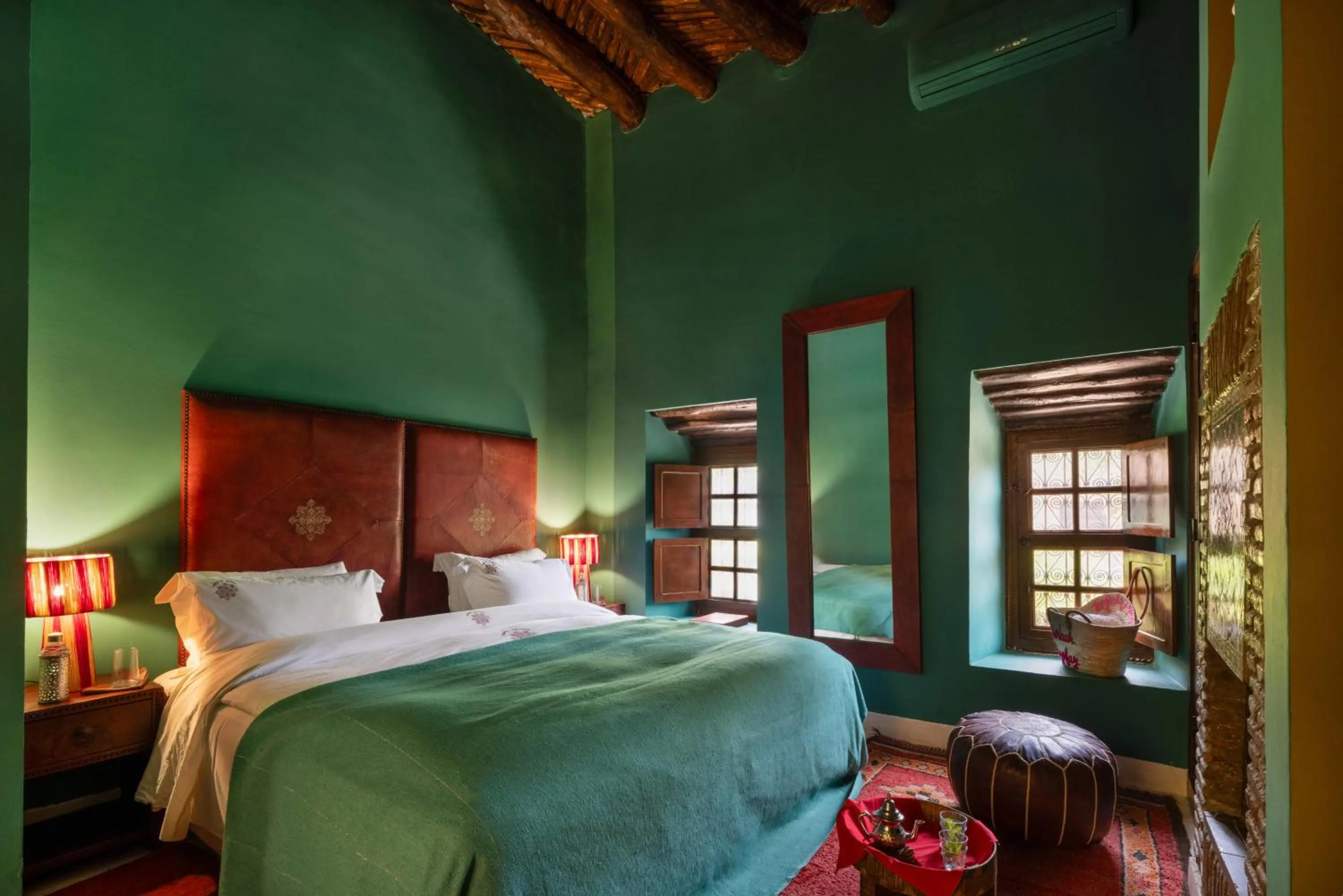 Bed in Kasbah Agafay Hotel & Spa