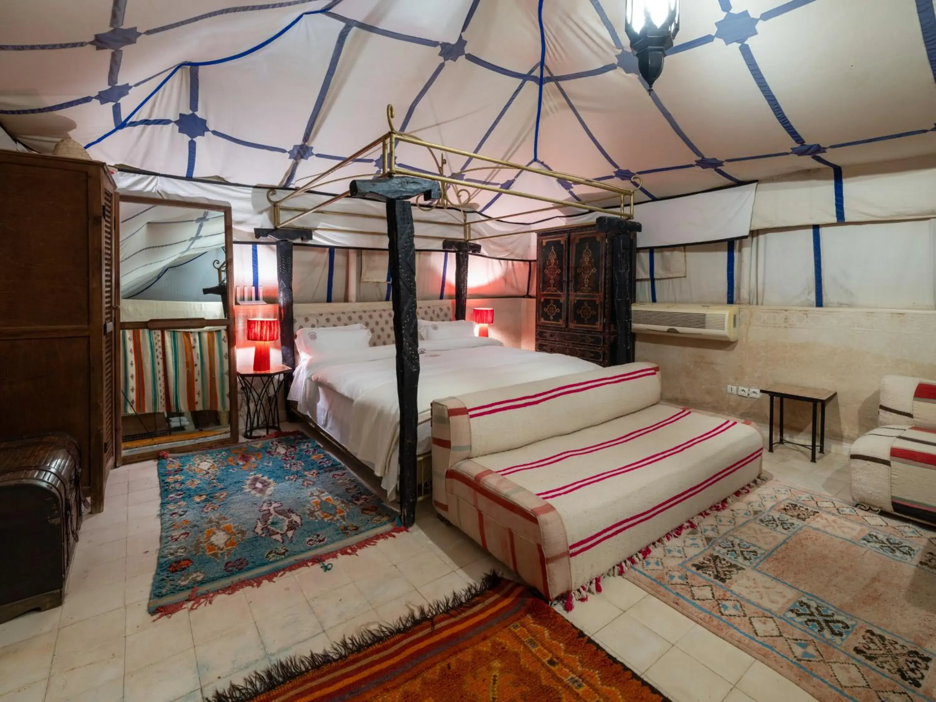Bed in Kasbah Agafay Hotel & Spa Bed in Kasbah Agafay Hotel & Spa