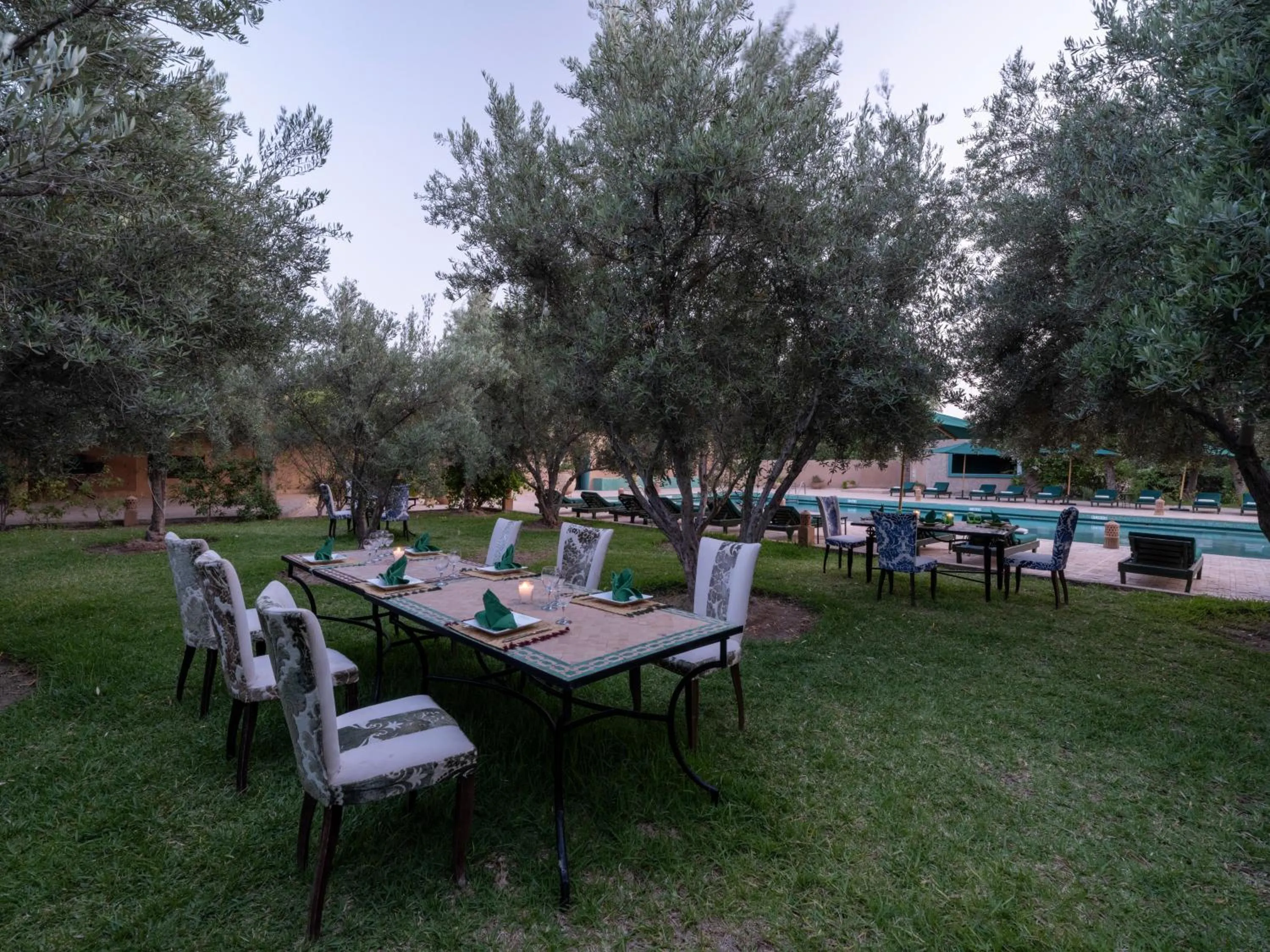 Communal lounge/ TV room in Kasbah Agafay Hotel & Spa